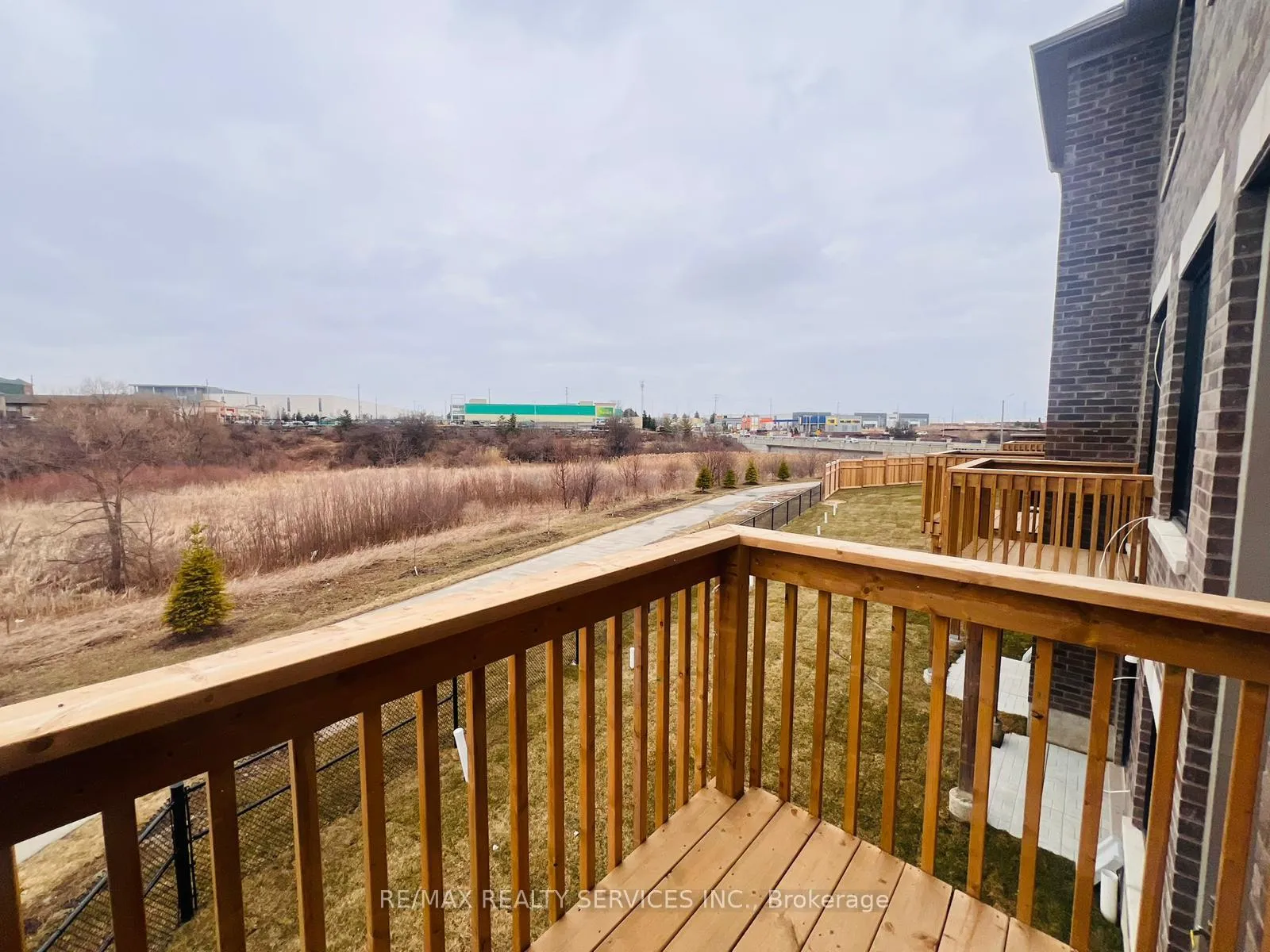 Photo 10 of 20 Falby Road, Brampton, Bram East — HOMEH
