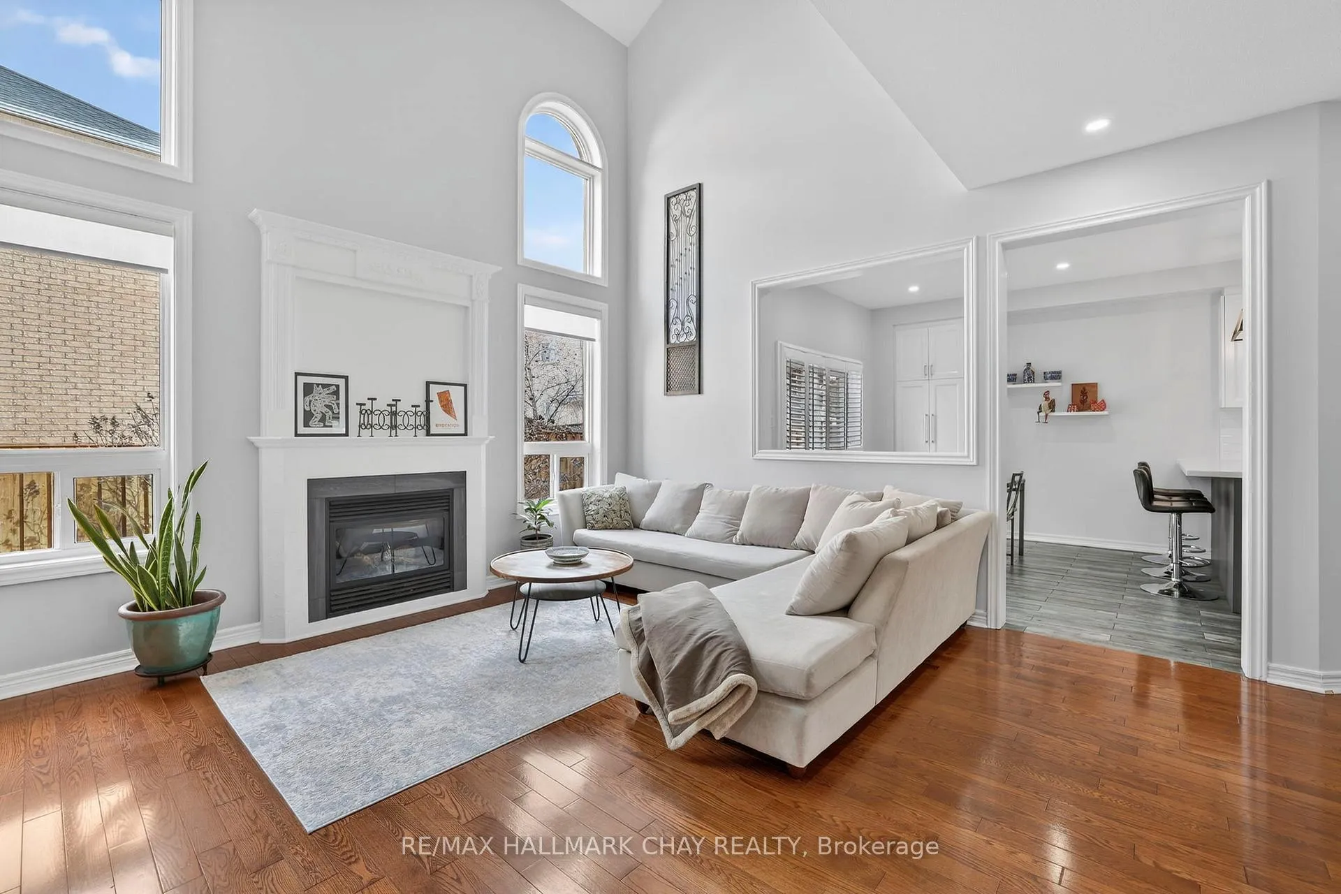 Photo 6 of 110 Birkshire Drive, Aurora, Bayview Wellington — HOMEH