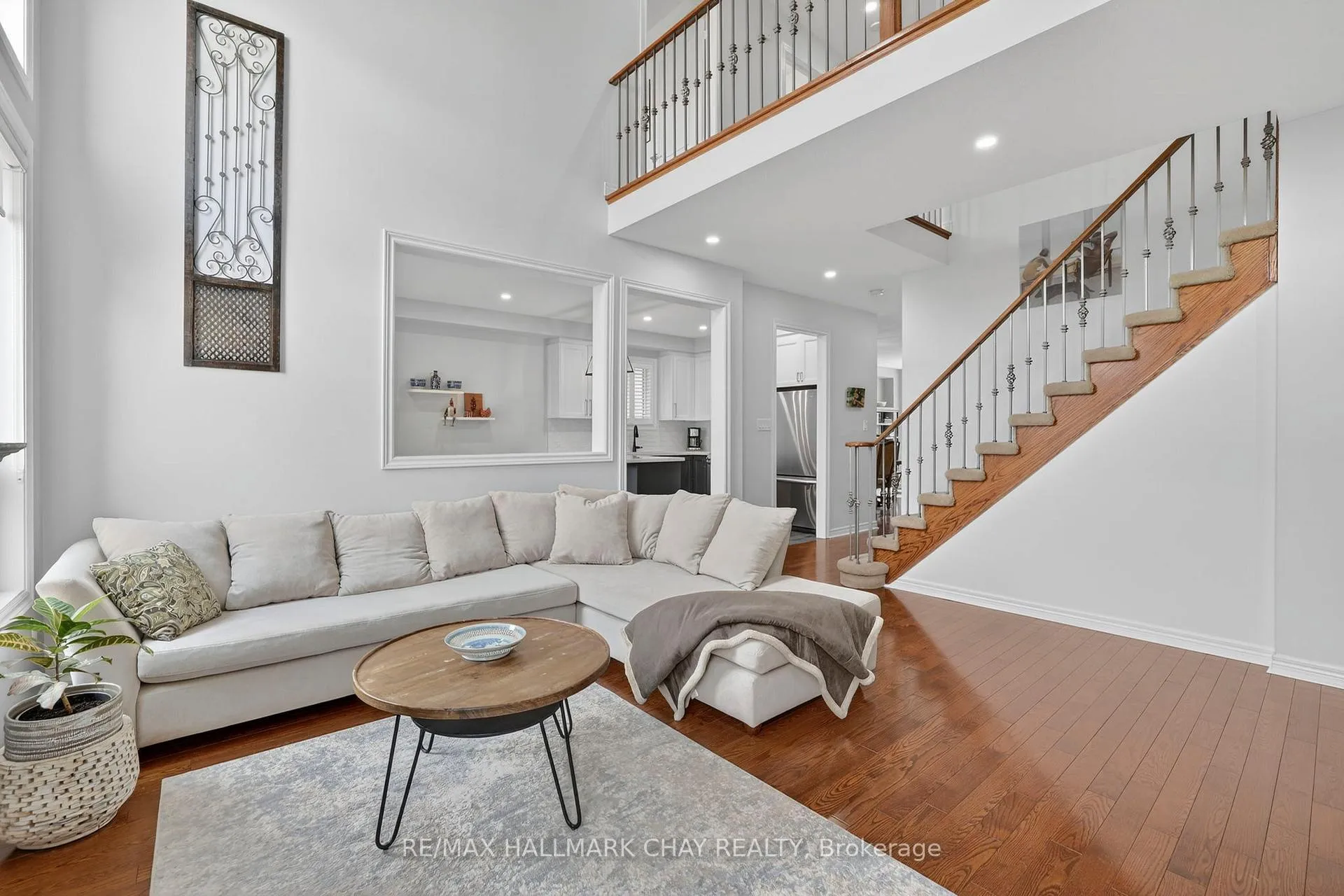Photo 7 of 110 Birkshire Drive, Aurora, Bayview Wellington — HOMEH