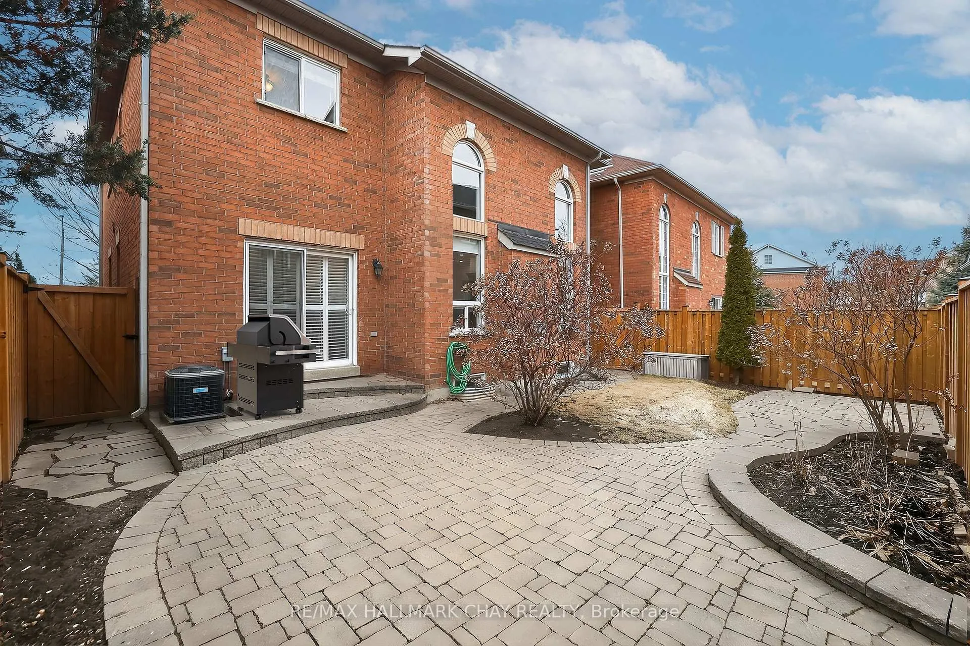 Photo 37 of 110 Birkshire Drive, Aurora, Bayview Wellington — HOMEH