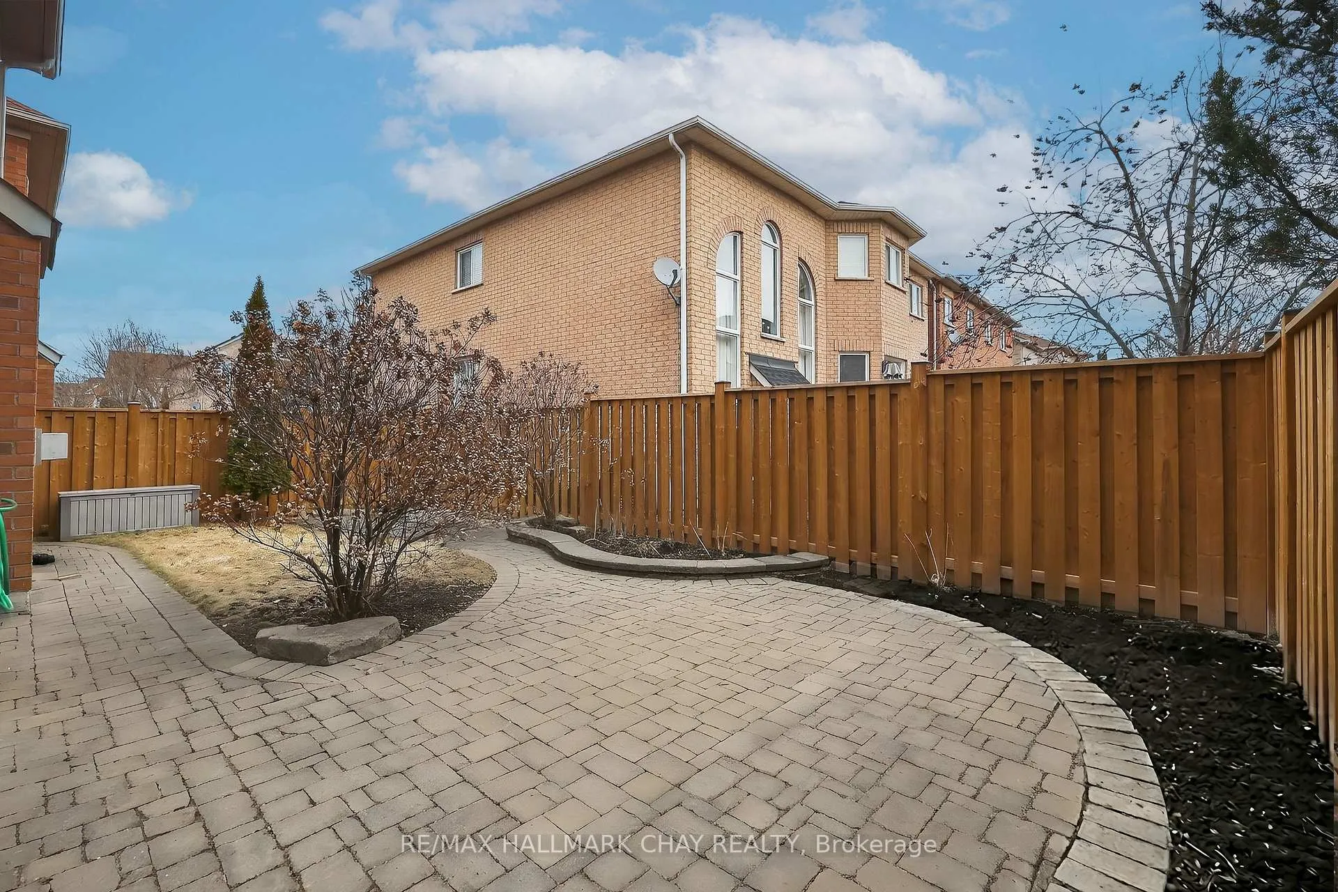 Photo 39 of 110 Birkshire Drive, Aurora, Bayview Wellington — HOMEH