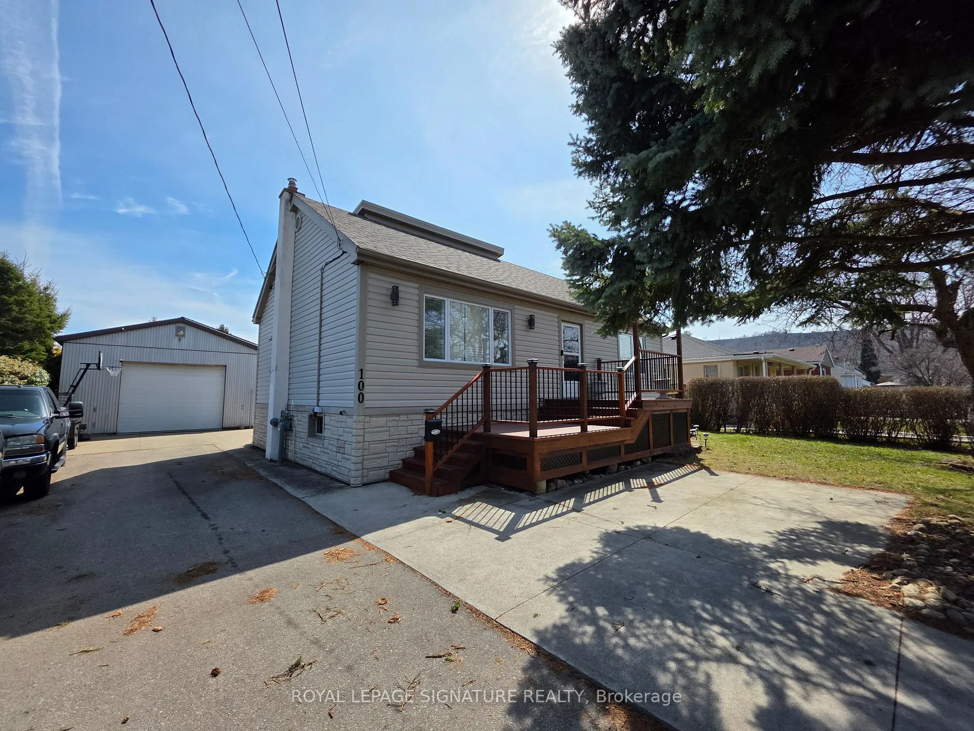 Photo 1 of Unit Upper Level, 100 Corman Avenue, Hamilton, Stoney Creek — HOMEH