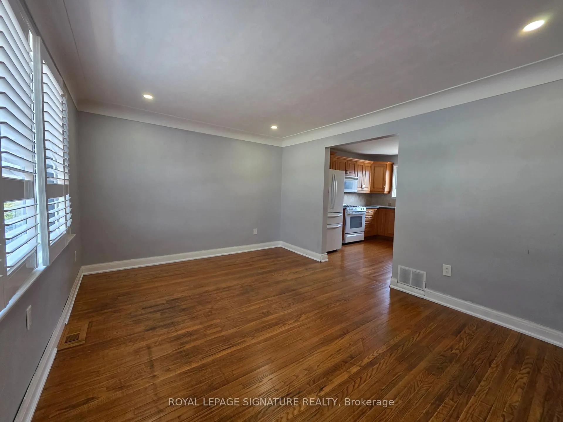 Photo 3 of Unit Upper Level, 100 Corman Avenue, Hamilton, Stoney Creek — HOMEH