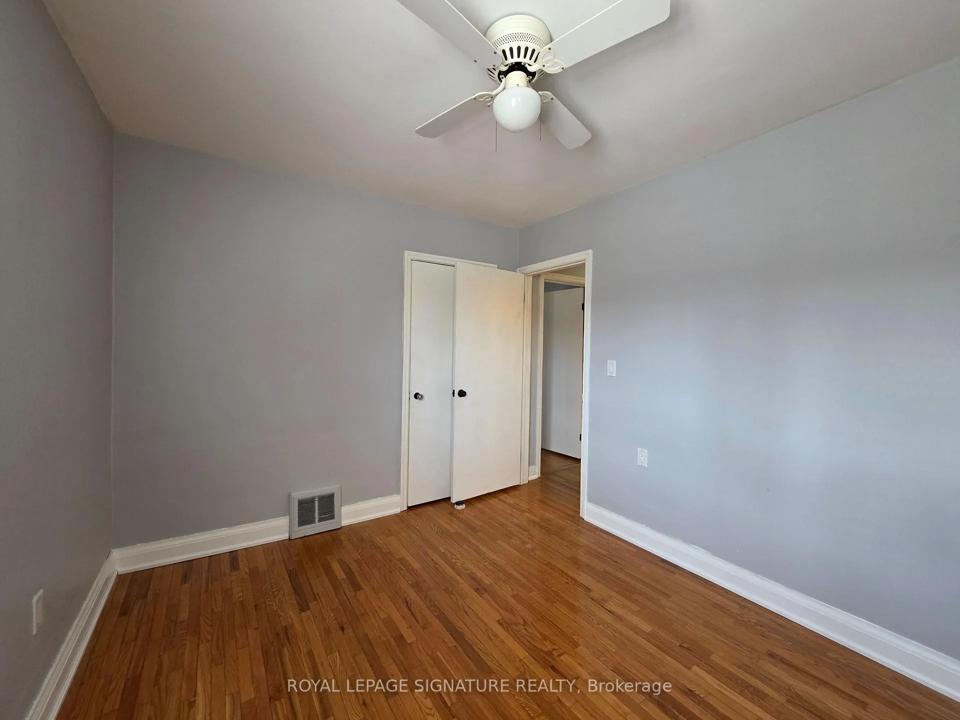 Photo 12 of Unit Upper Level, 100 Corman Avenue, Hamilton, Stoney Creek — HOMEH