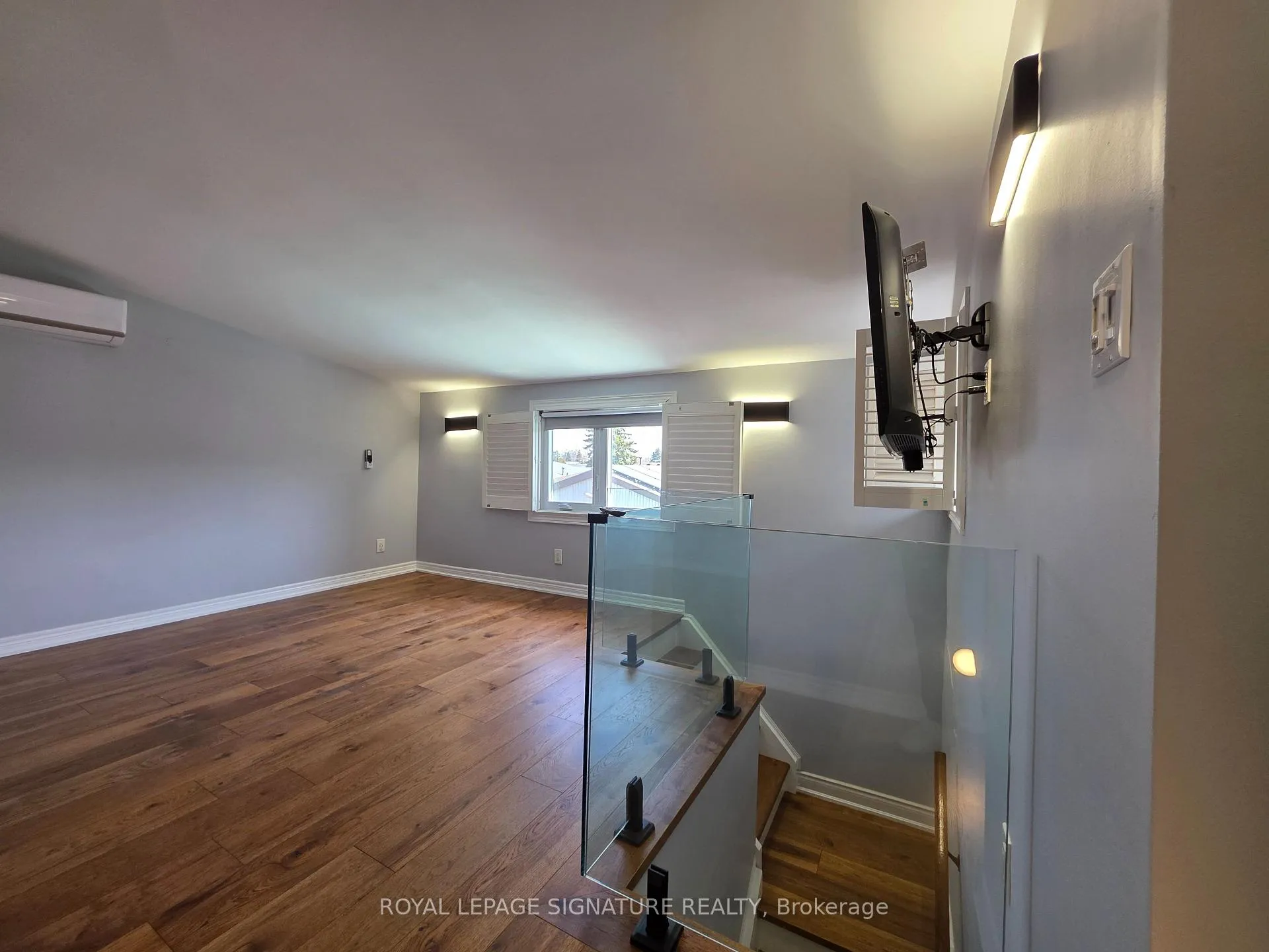 Photo 17 of Unit Upper Level, 100 Corman Avenue, Hamilton, Stoney Creek — HOMEH