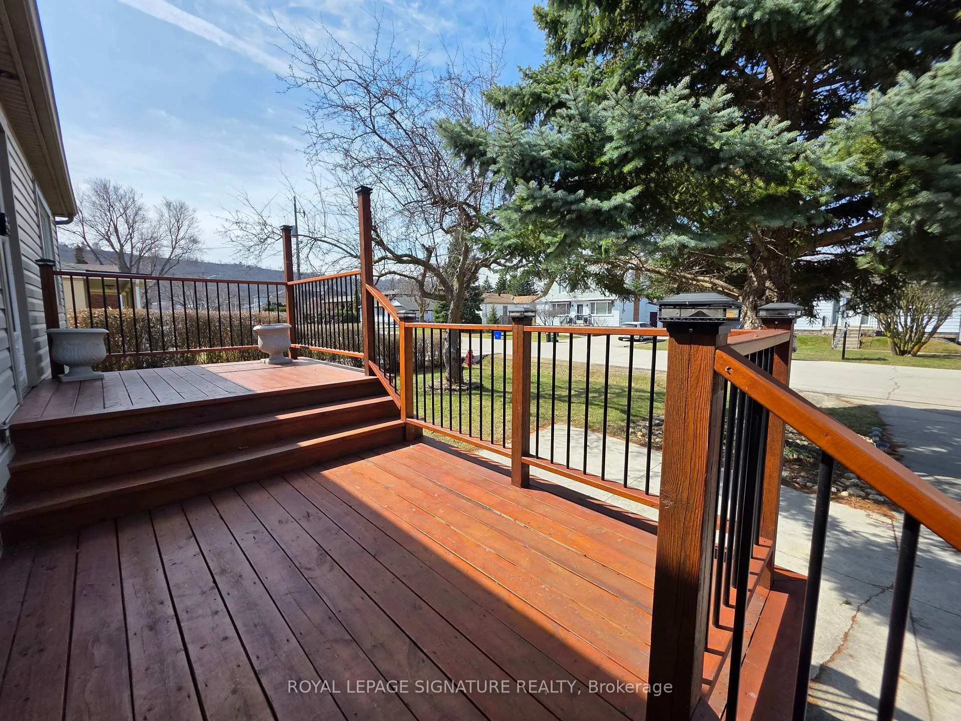 Photo 19 of Unit Upper Level, 100 Corman Avenue, Hamilton, Stoney Creek — HOMEH