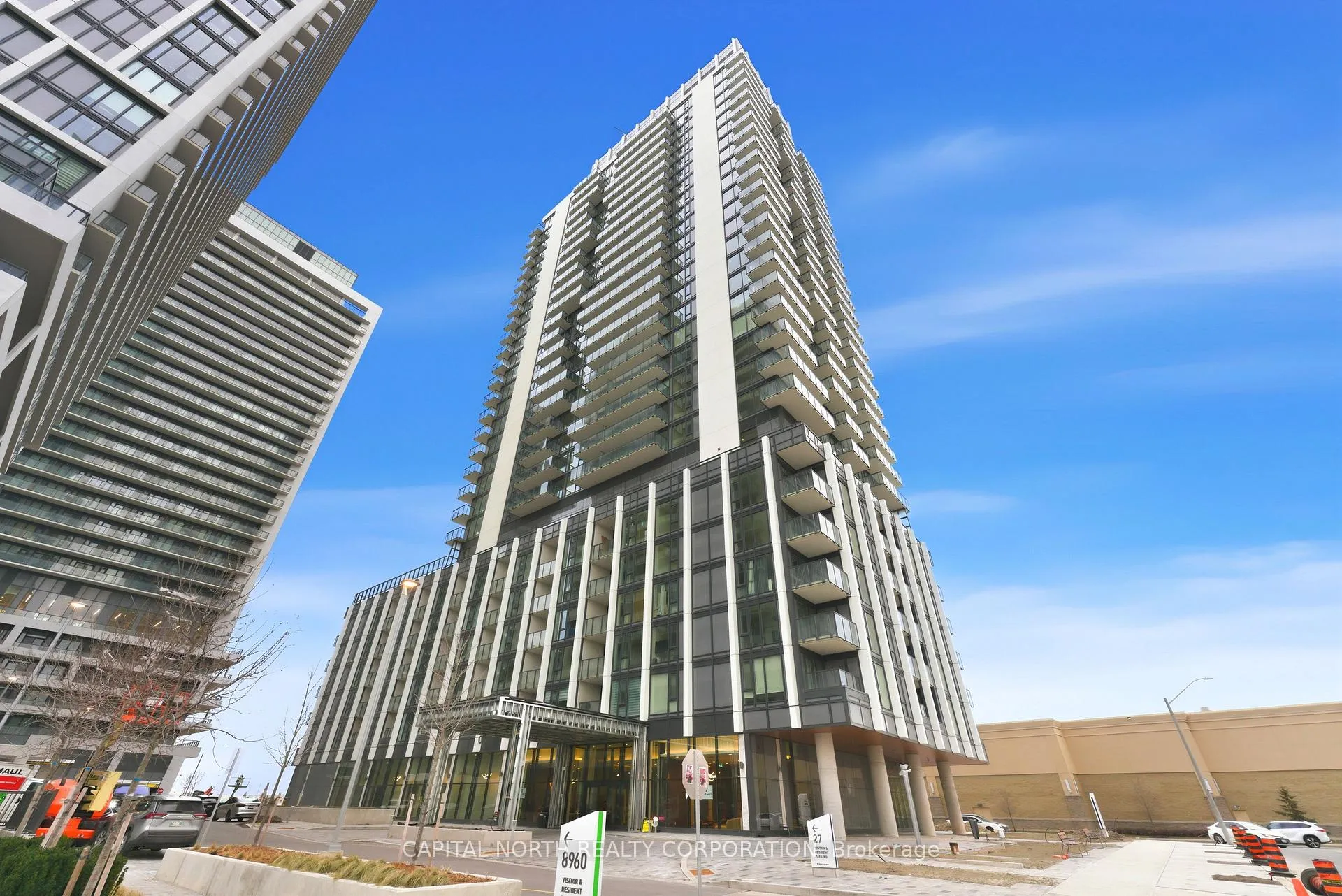 Photo 1 of Unit 305, 27 Korda Gate, Vaughan, Vellore Village — HOMEH