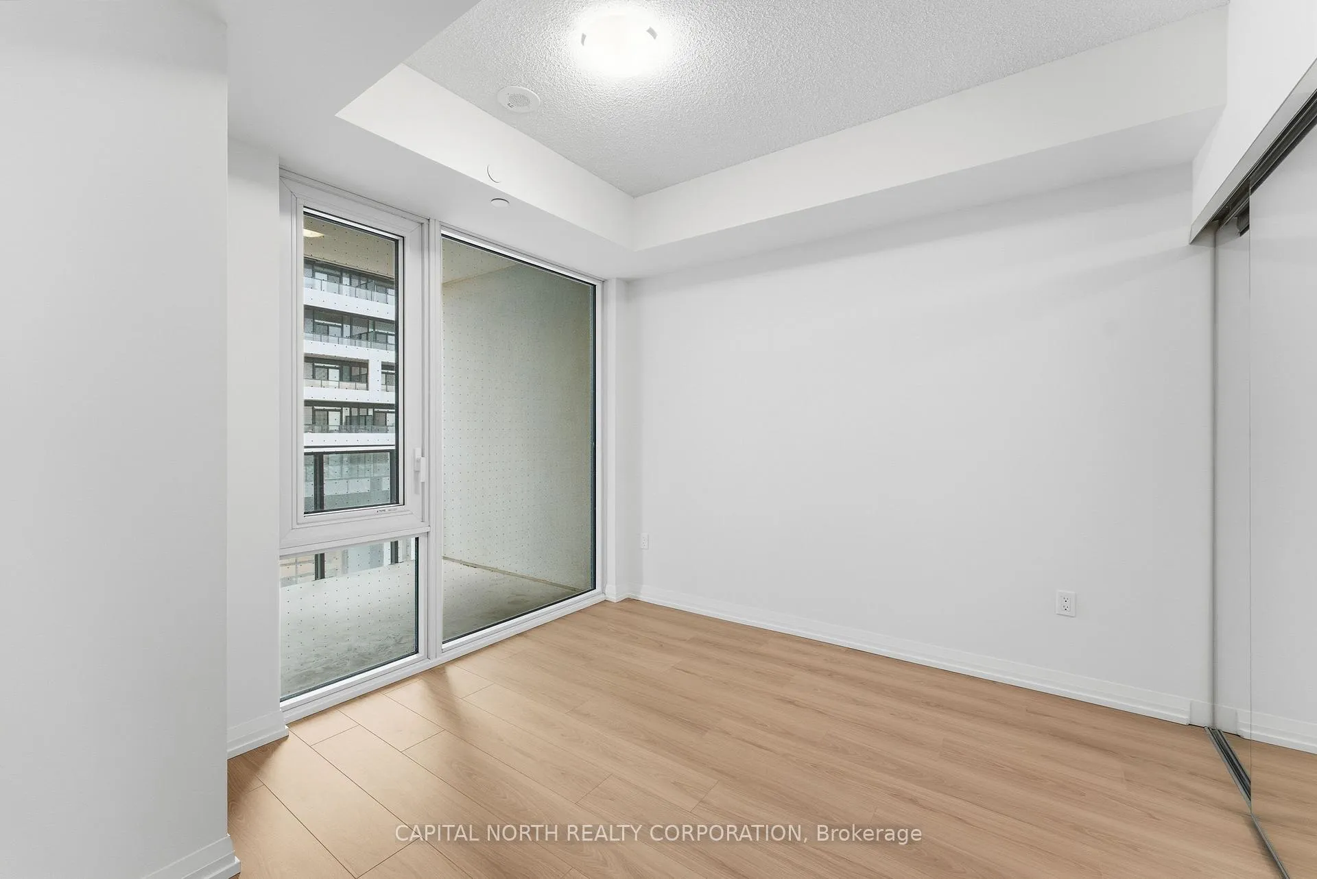 Photo 23 of Unit 305, 27 Korda Gate, Vaughan, Vellore Village — HOMEH