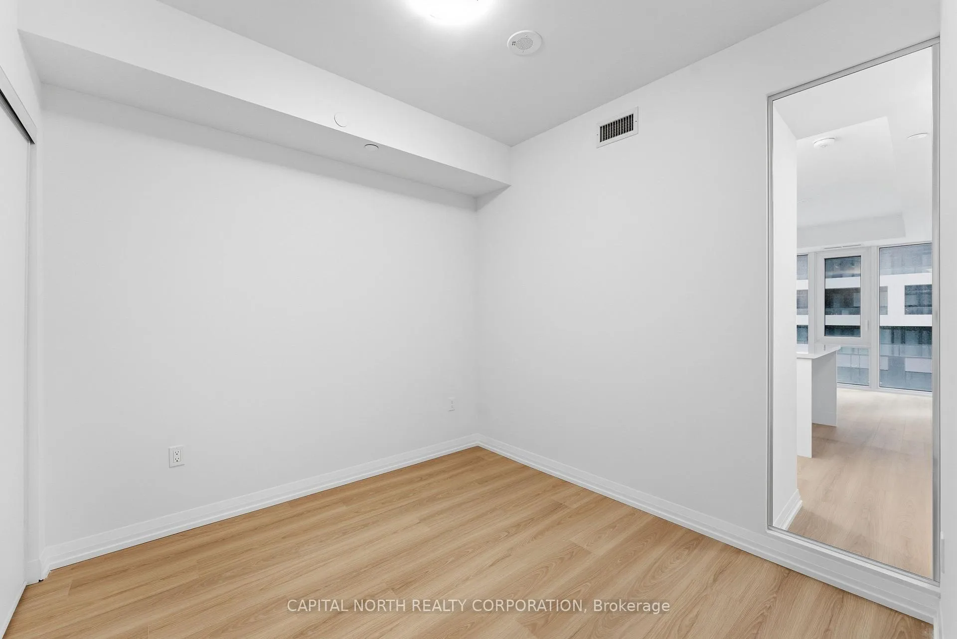 Photo 26 of Unit 305, 27 Korda Gate, Vaughan, Vellore Village — HOMEH