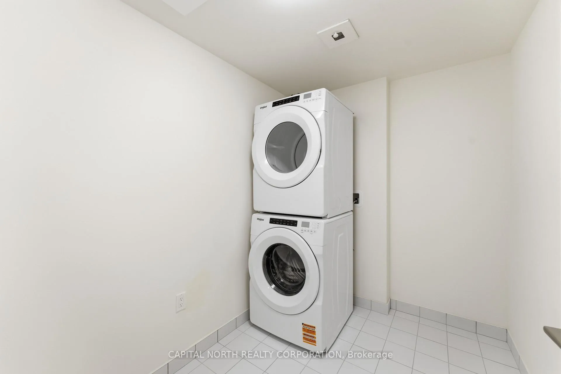 Photo 30 of Unit 305, 27 Korda Gate, Vaughan, Vellore Village — HOMEH