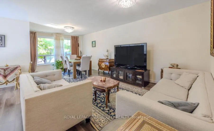 Photo 6 of 25 Bailey Crescent, Aurora, Aurora Highlands — HOMEH