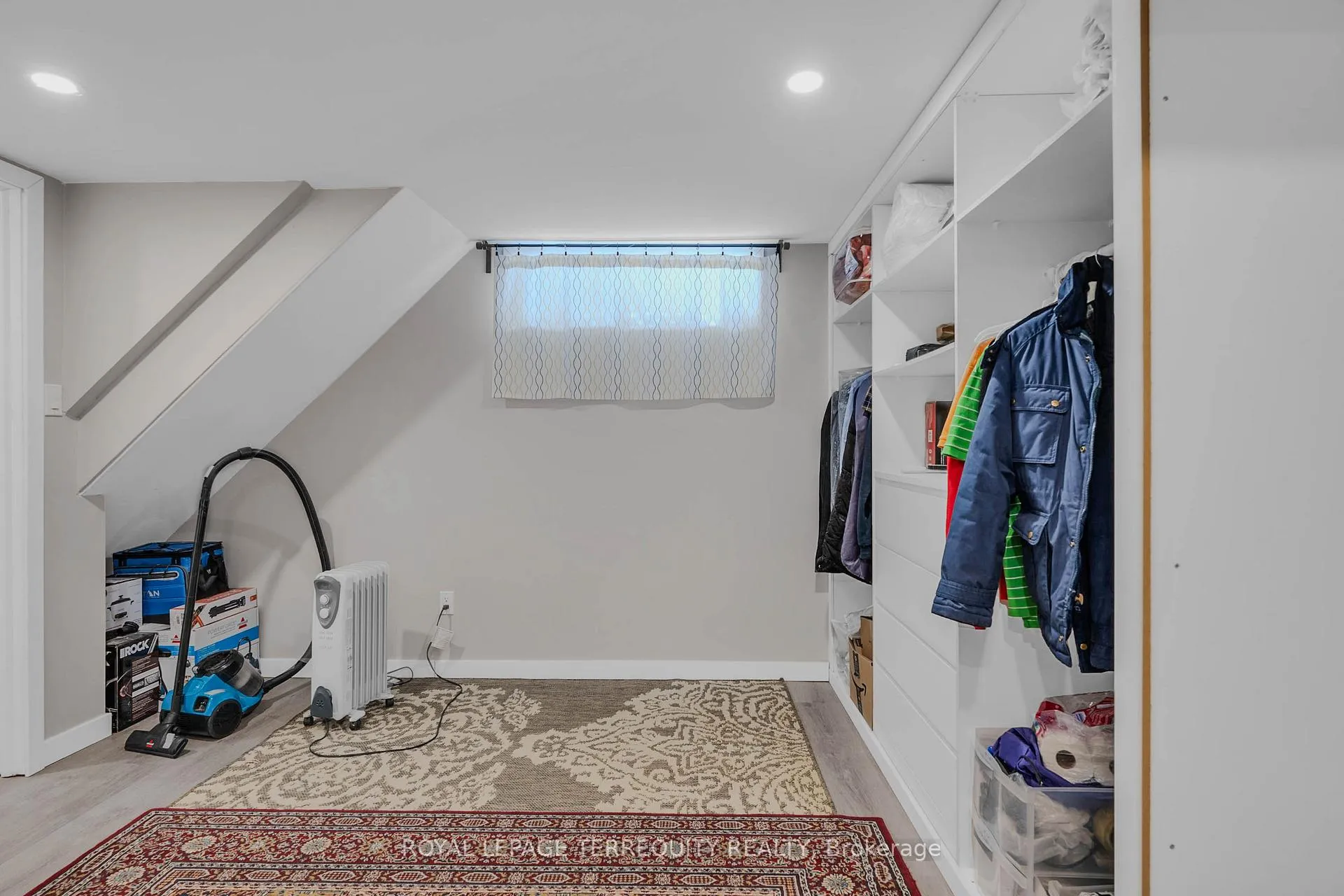 Photo 38 of 25 Bailey Crescent, Aurora, Aurora Highlands — HOMEH