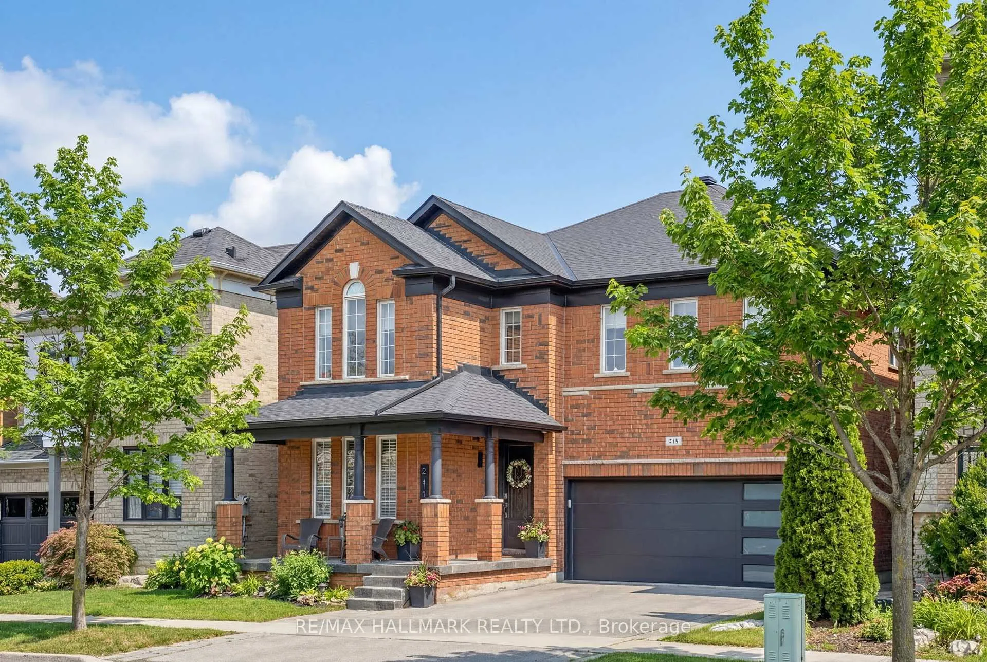 Photo 2 of 215 Vellore Woods Boulevard, Vaughan, Vellore Village — HOMEH