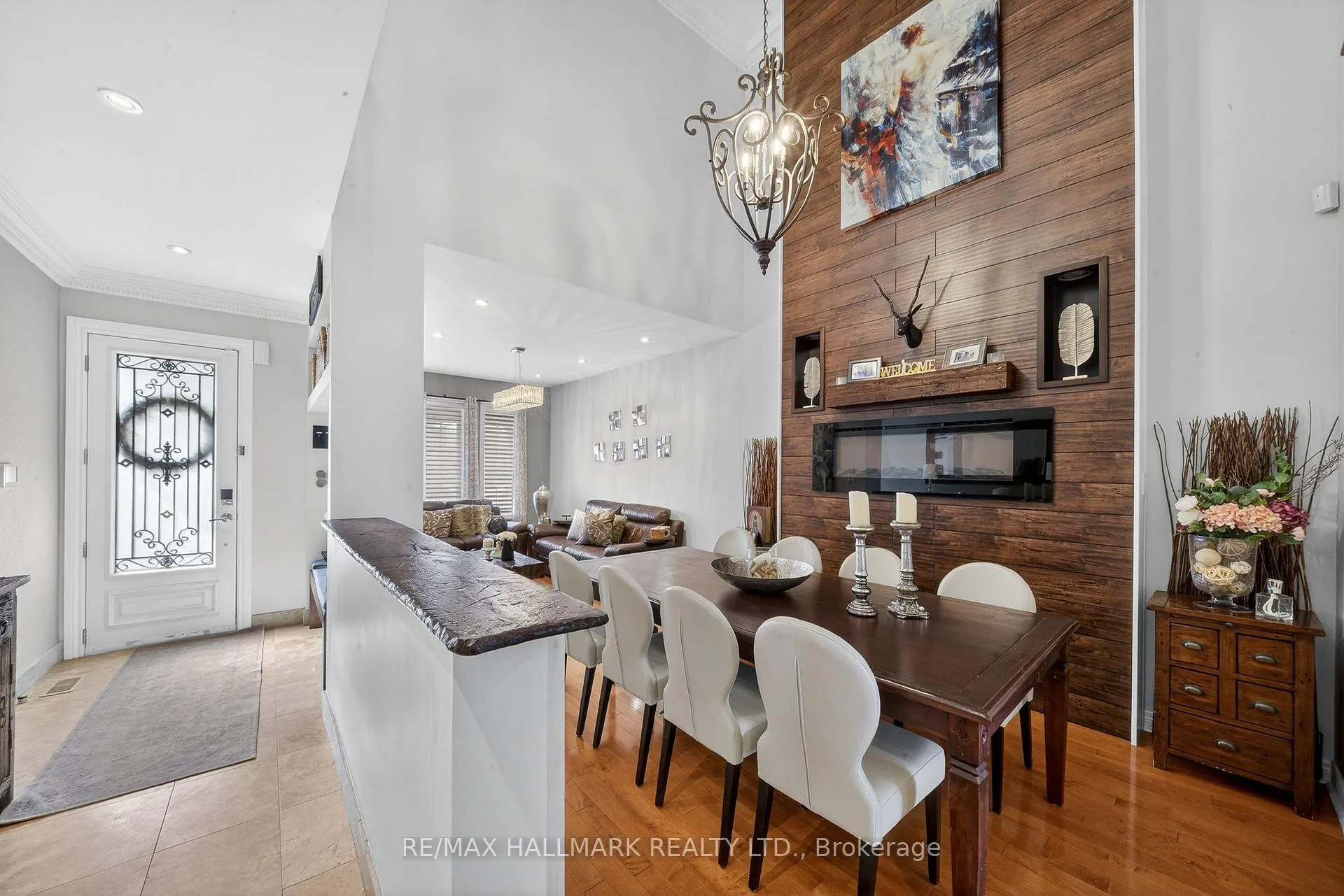 Photo 7 of 215 Vellore Woods Boulevard, Vaughan, Vellore Village — HOMEH
