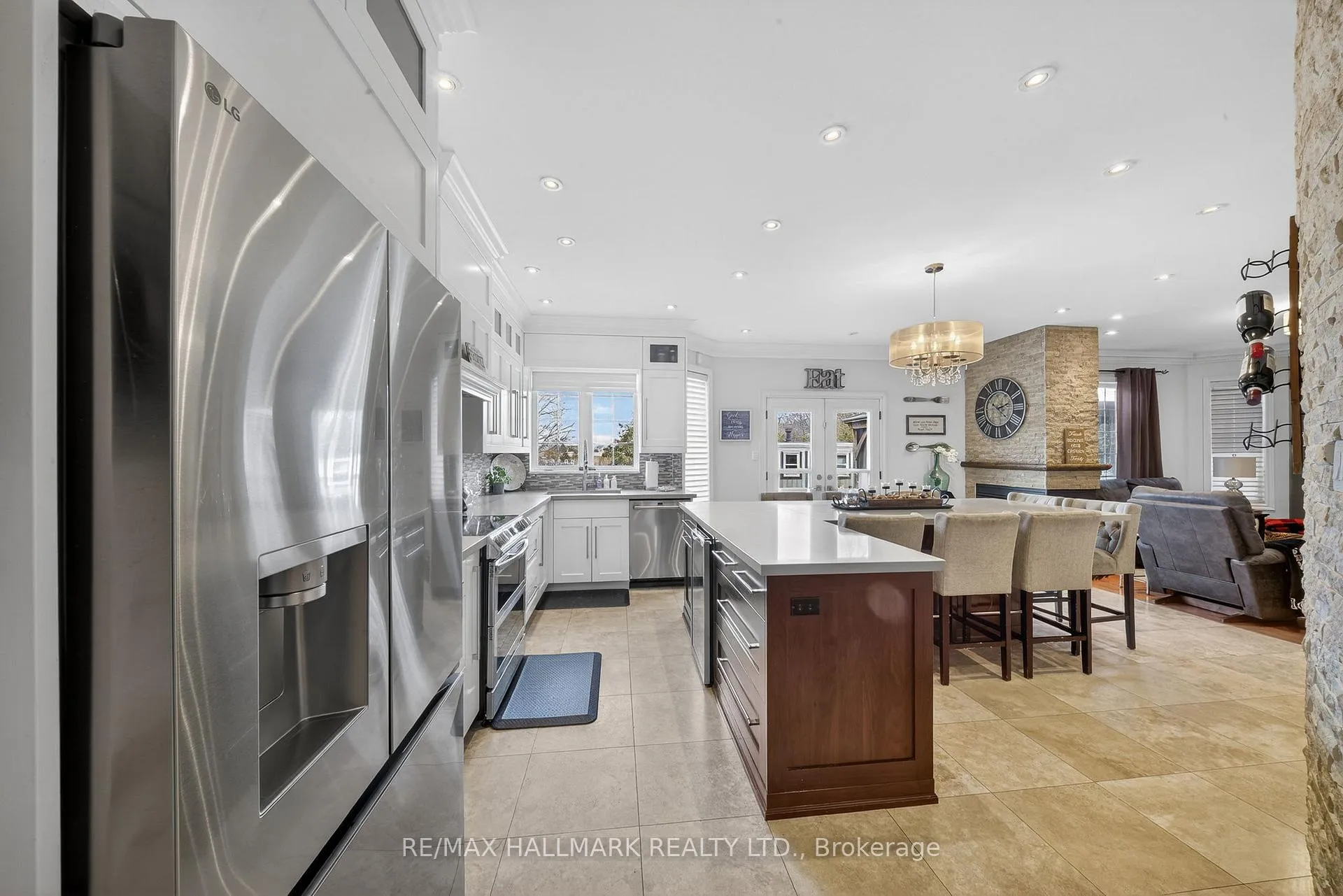 Photo 18 of 215 Vellore Woods Boulevard, Vaughan, Vellore Village — HOMEH