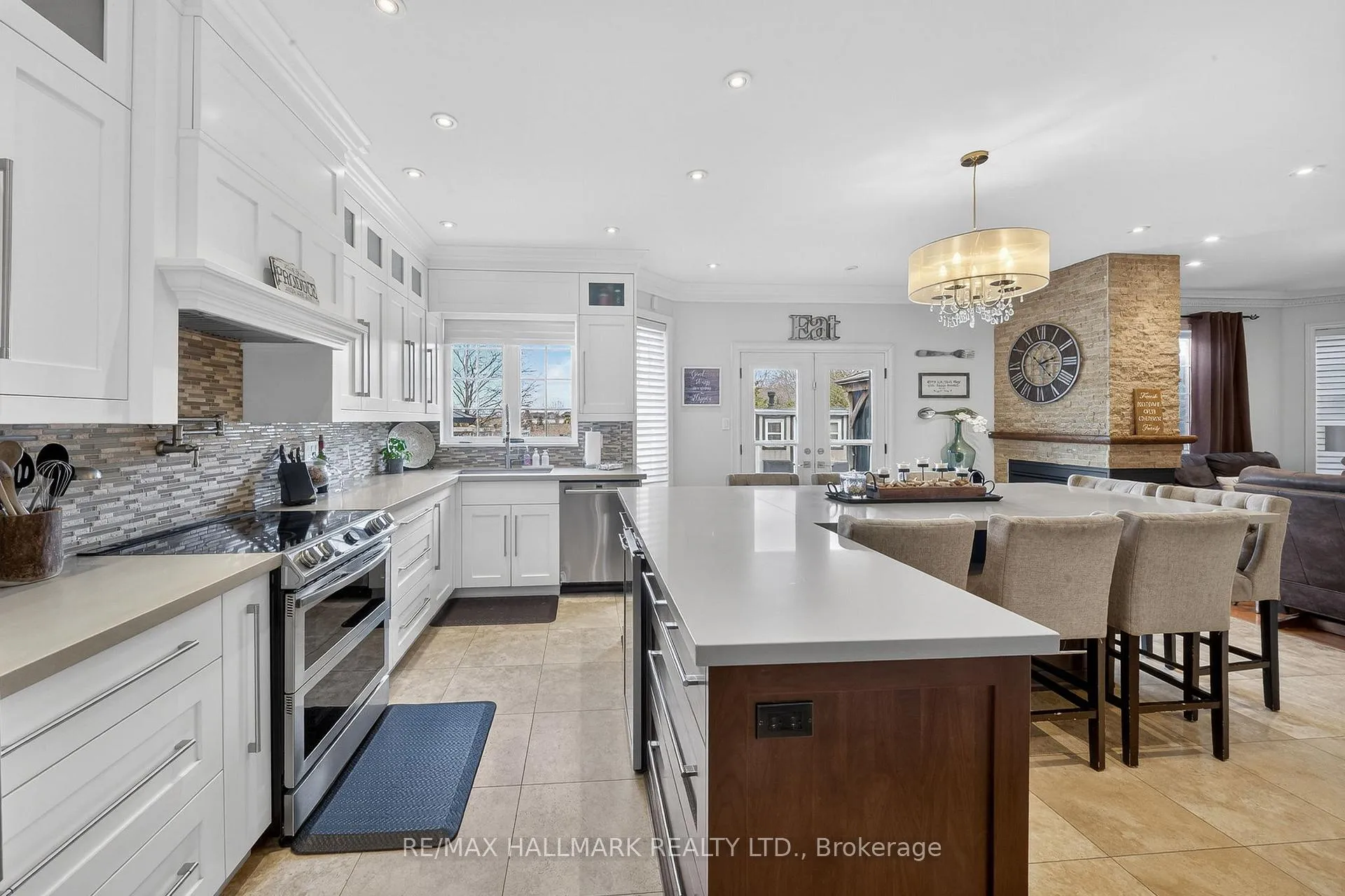 Photo 19 of 215 Vellore Woods Boulevard, Vaughan, Vellore Village — HOMEH