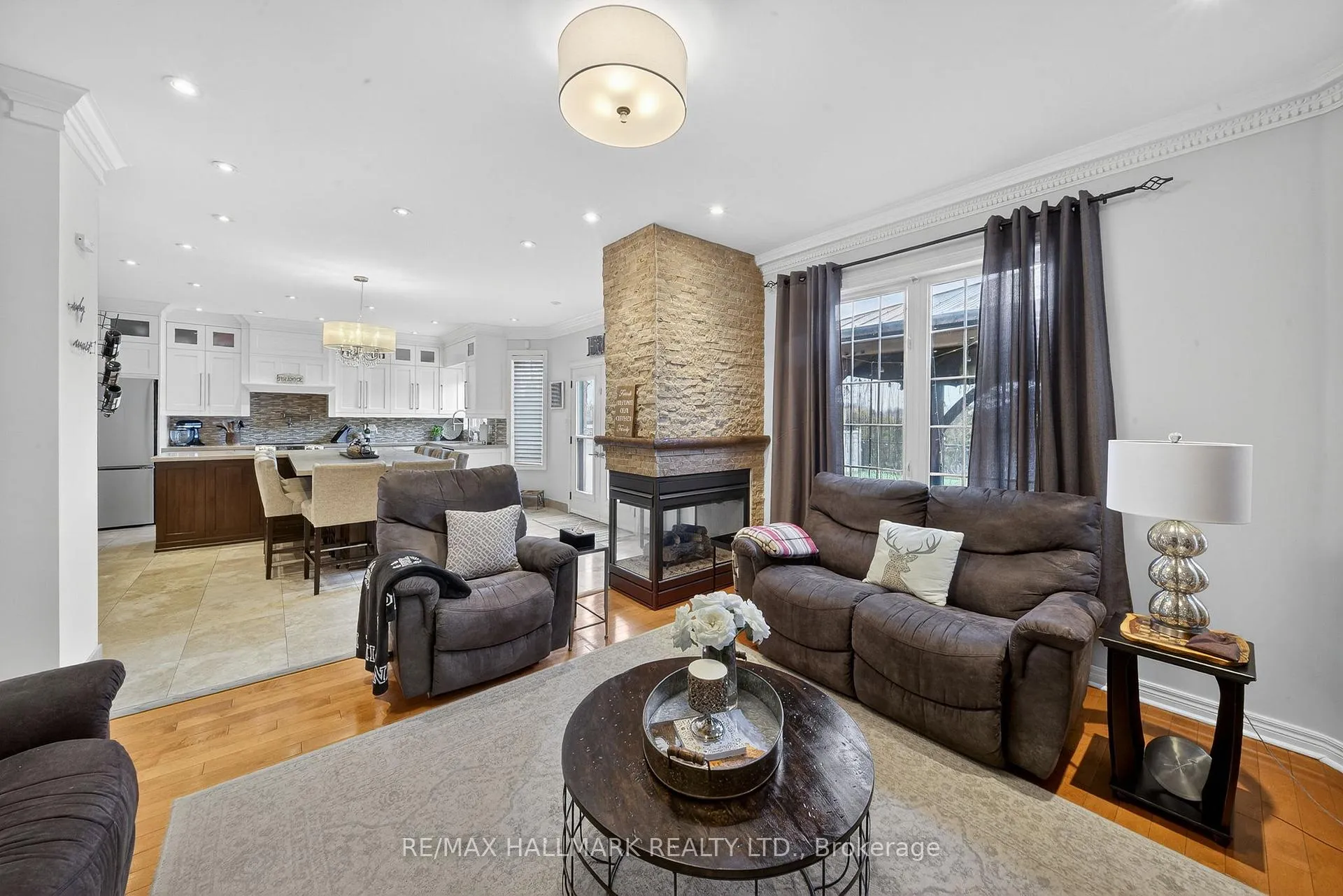 Photo 27 of 215 Vellore Woods Boulevard, Vaughan, Vellore Village — HOMEH