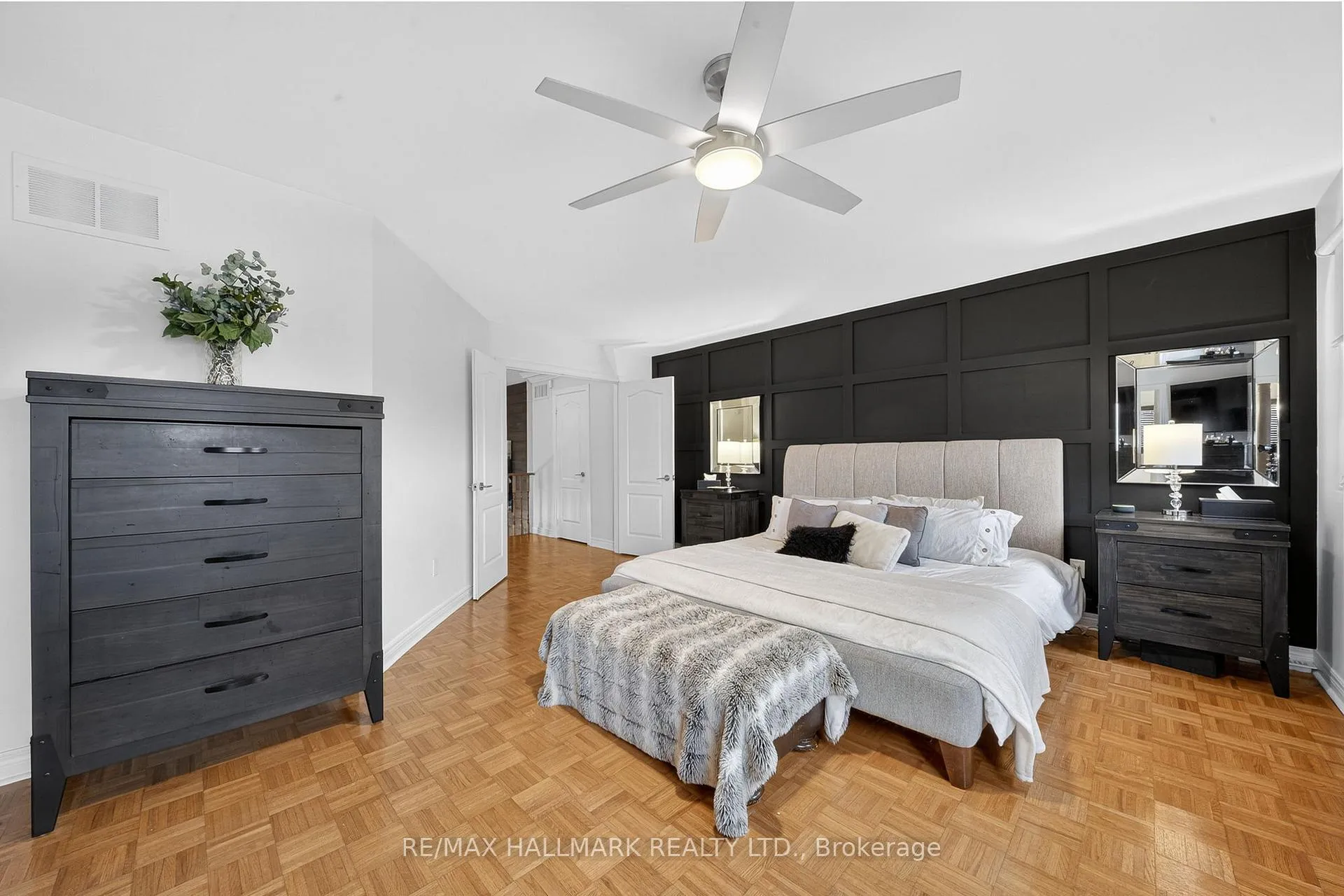 Photo 31 of 215 Vellore Woods Boulevard, Vaughan, Vellore Village — HOMEH