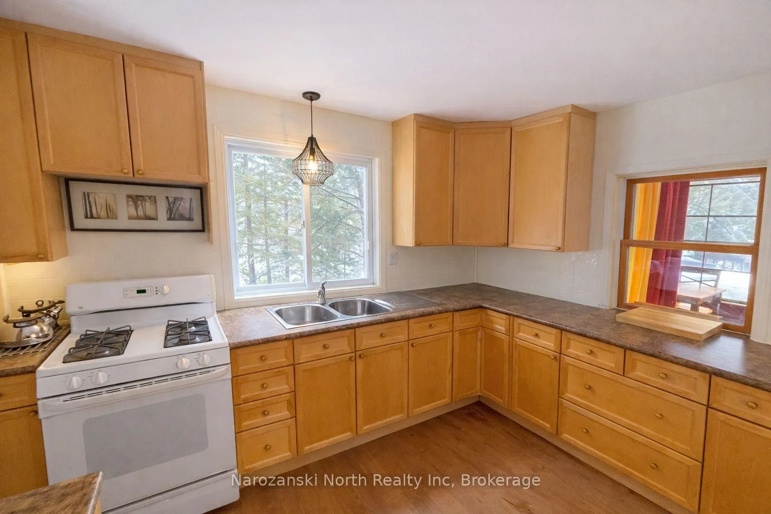 Photo 15 of 848 C Carlyle Lake Road, Killarney — HOMEH