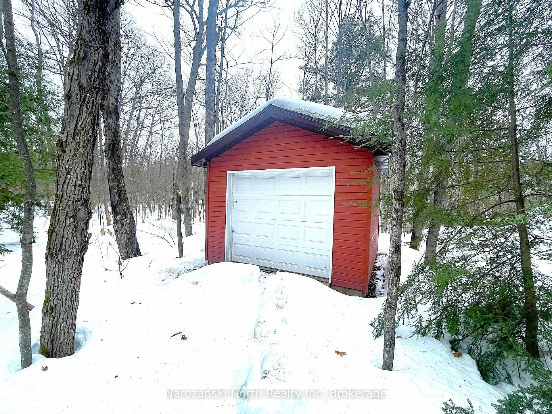 Photo 41 of 848 C Carlyle Lake Road, Killarney — HOMEH