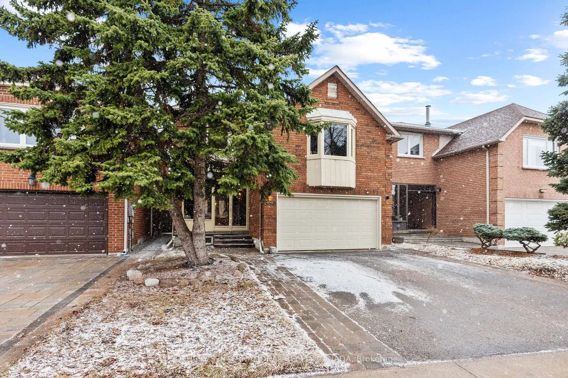Photo 10 of 388 Brownridge Drive, Vaughan, Brownridge — HOMEH
