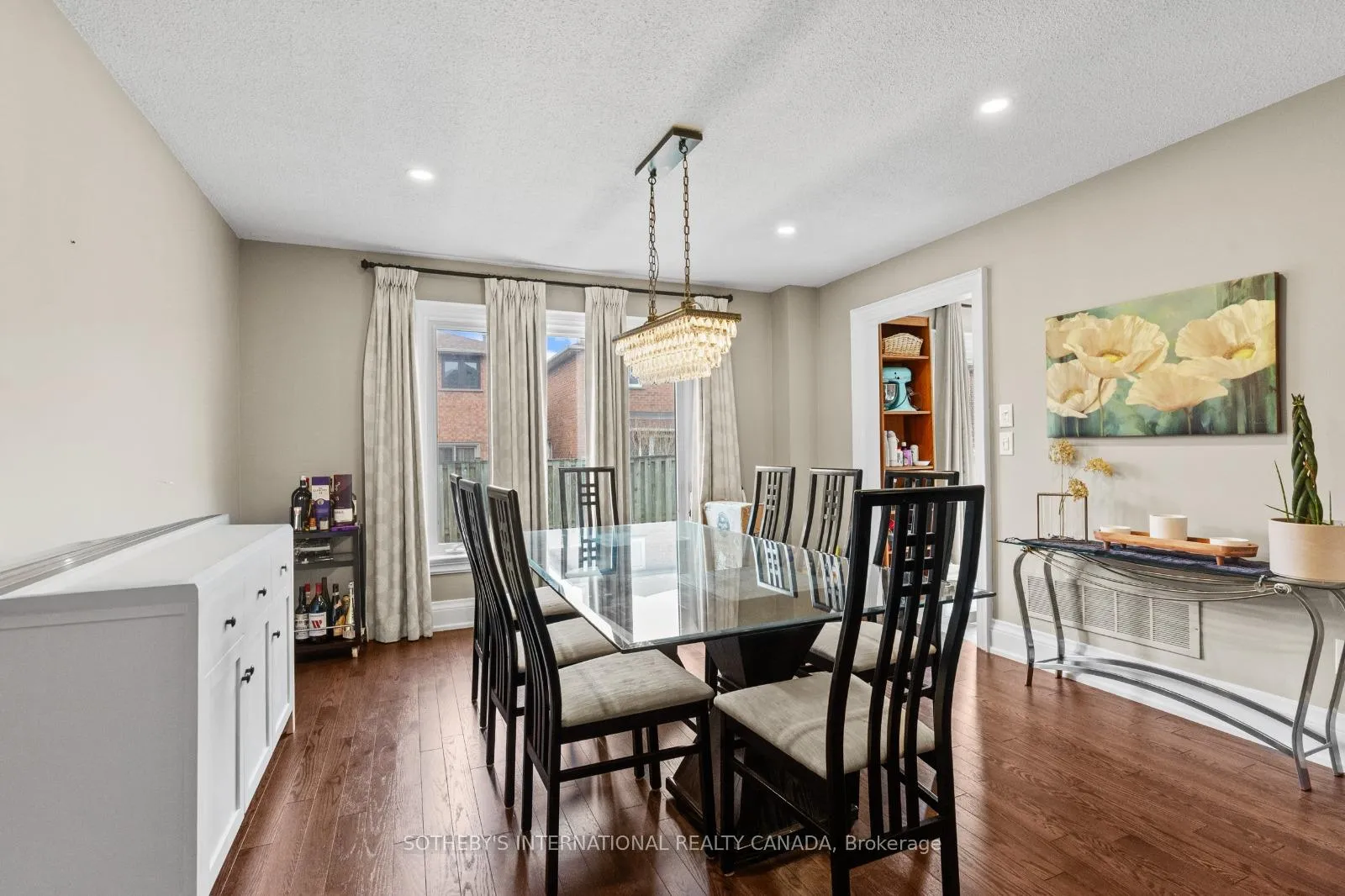 Photo 16 of 388 Brownridge Drive, Vaughan, Brownridge — HOMEH