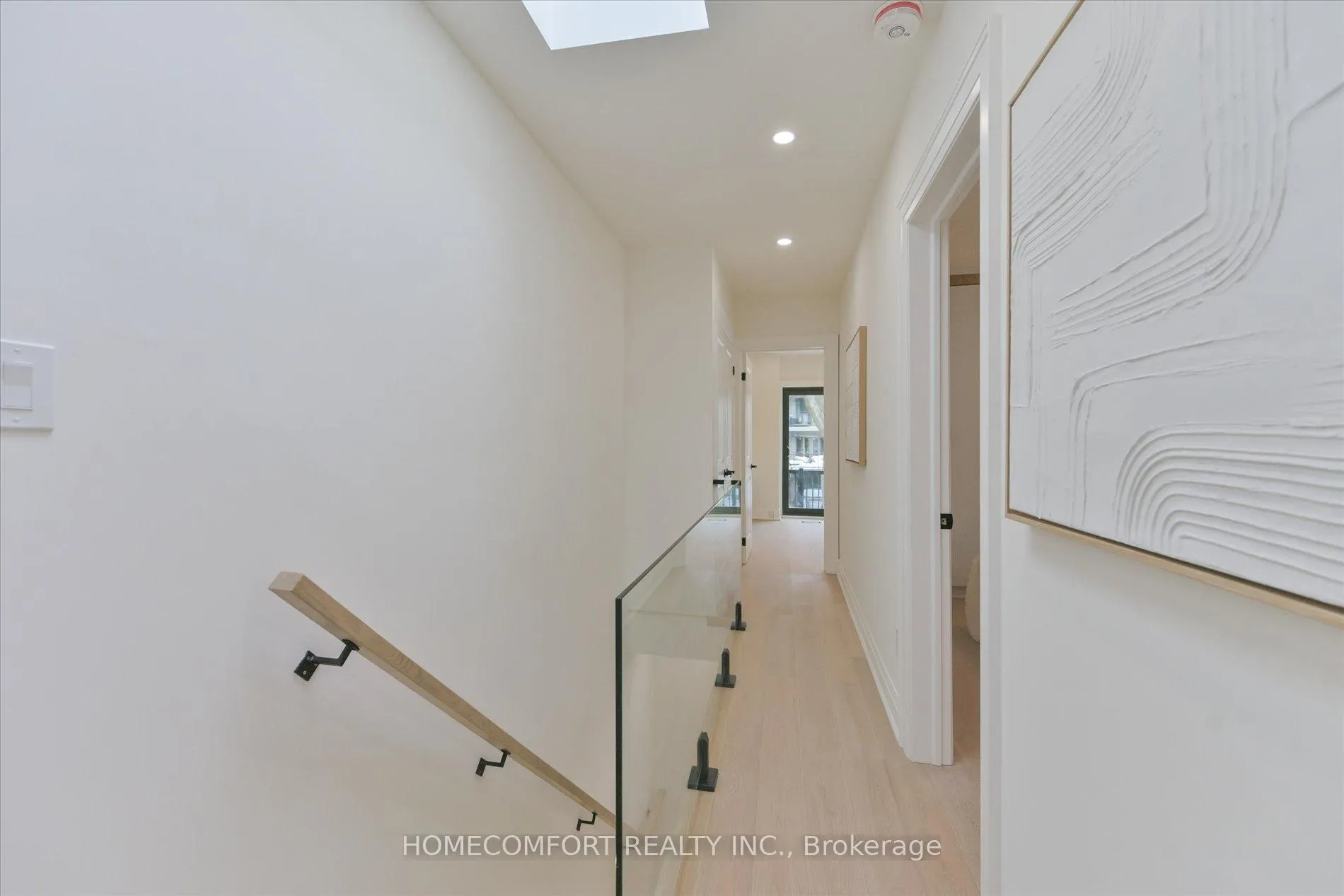 Photo 20 of 192 Waverley Road, Toronto, The Beaches — HOMEH
