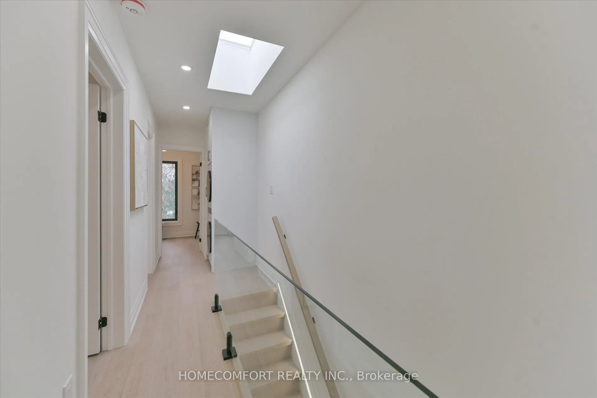 Photo 21 of 192 Waverley Road, Toronto, The Beaches — HOMEH