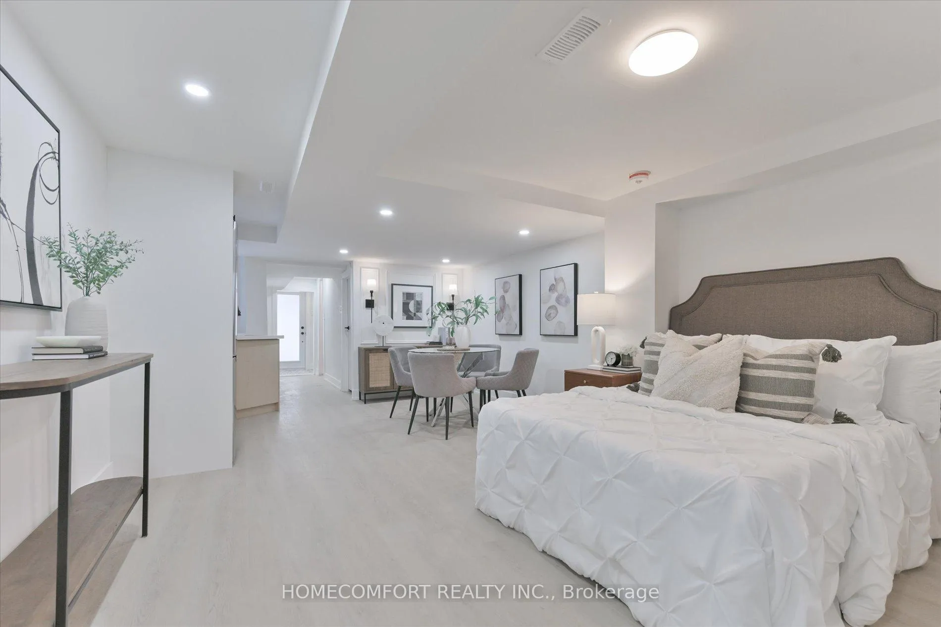 Photo 30 of 192 Waverley Road, Toronto, The Beaches — HOMEH