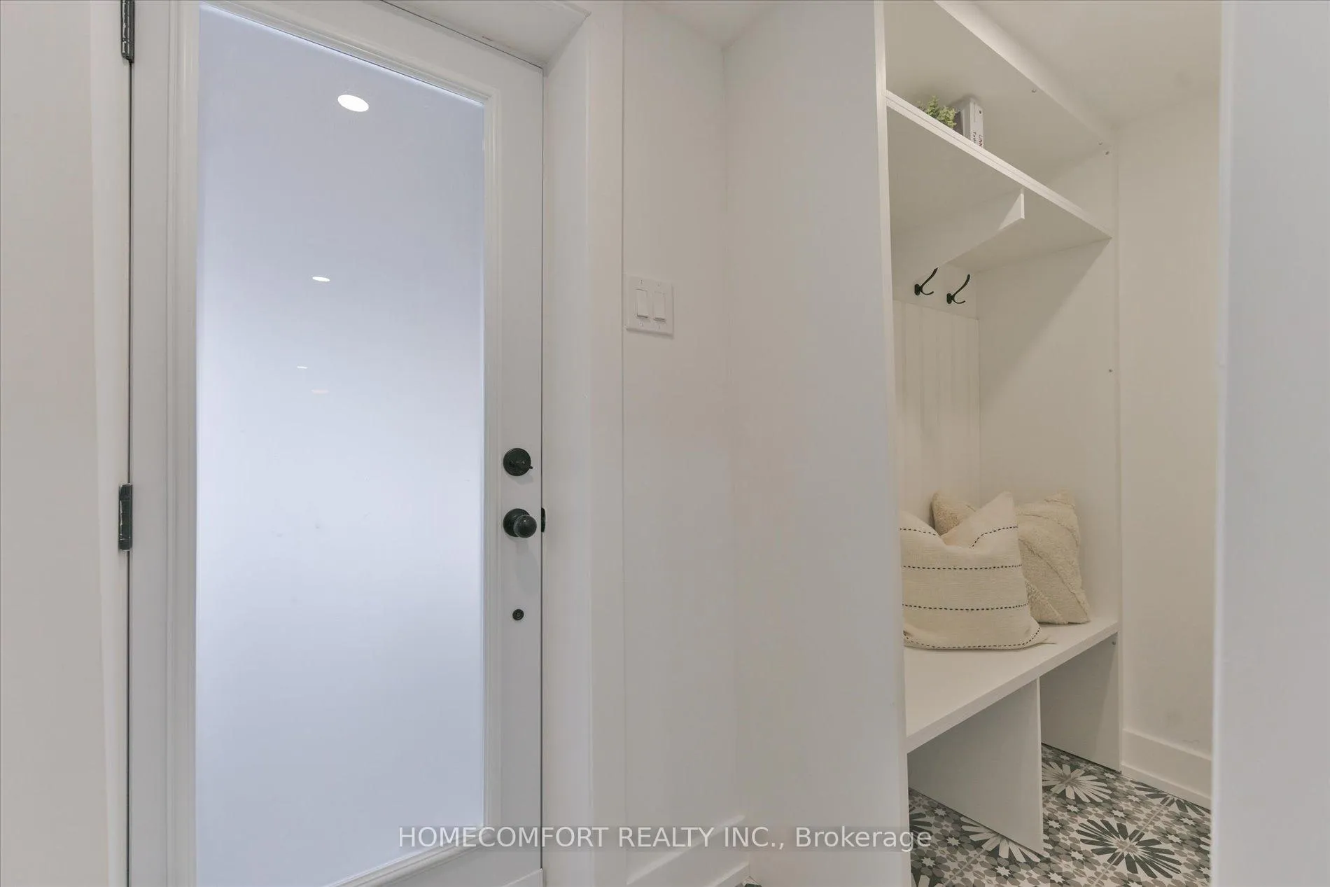 Photo 36 of 192 Waverley Road, Toronto, The Beaches — HOMEH
