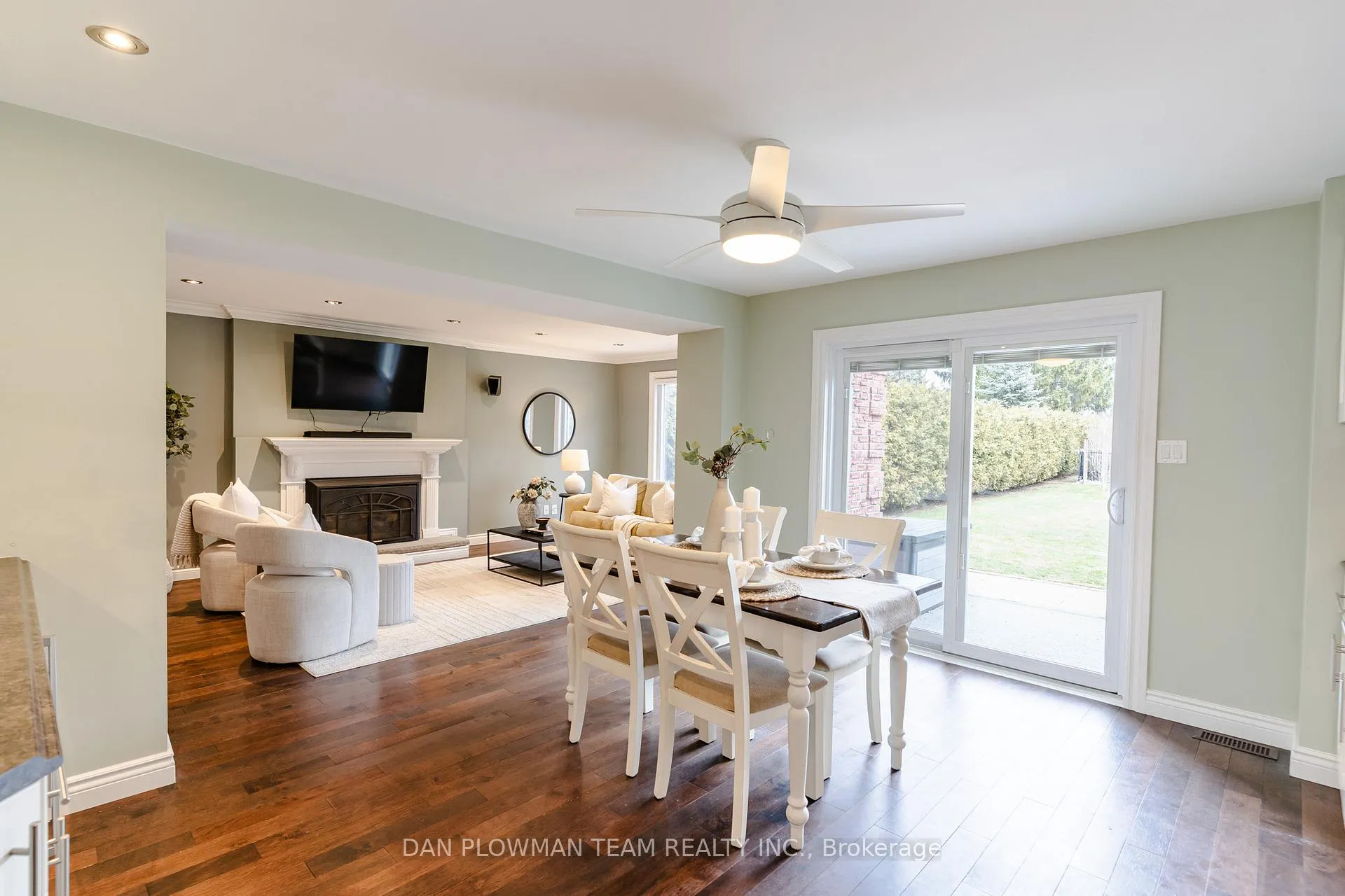 Photo 14 of 1405 Rougemount Drive, Pickering, Rougemount — HOMEH