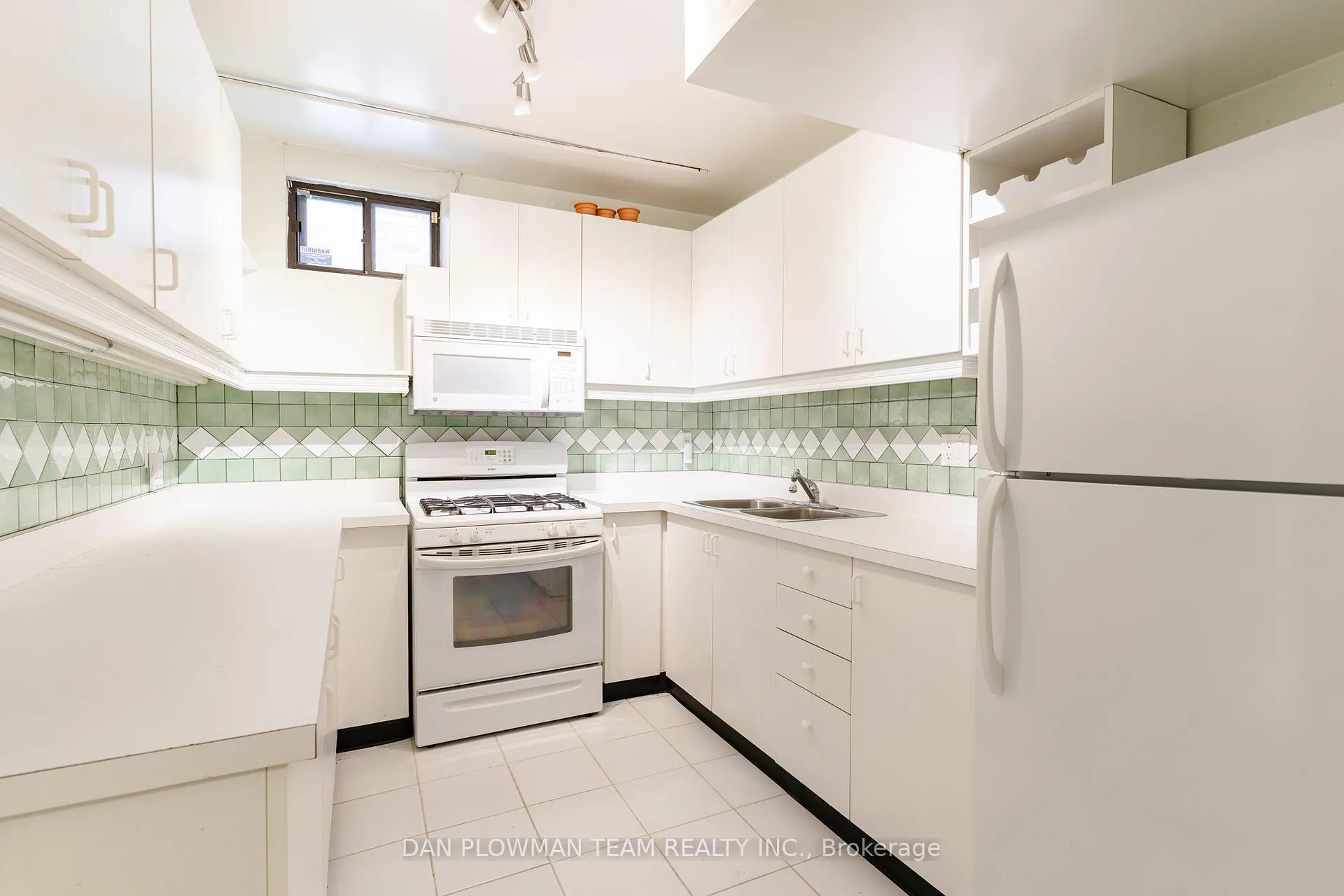 Photo 39 of 1405 Rougemount Drive, Pickering, Rougemount — HOMEH