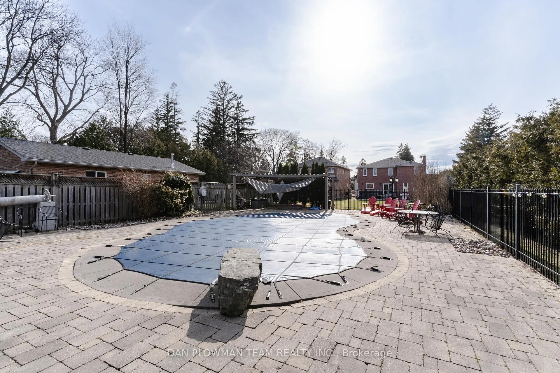 Photo 46 of 1405 Rougemount Drive, Pickering, Rougemount — HOMEH