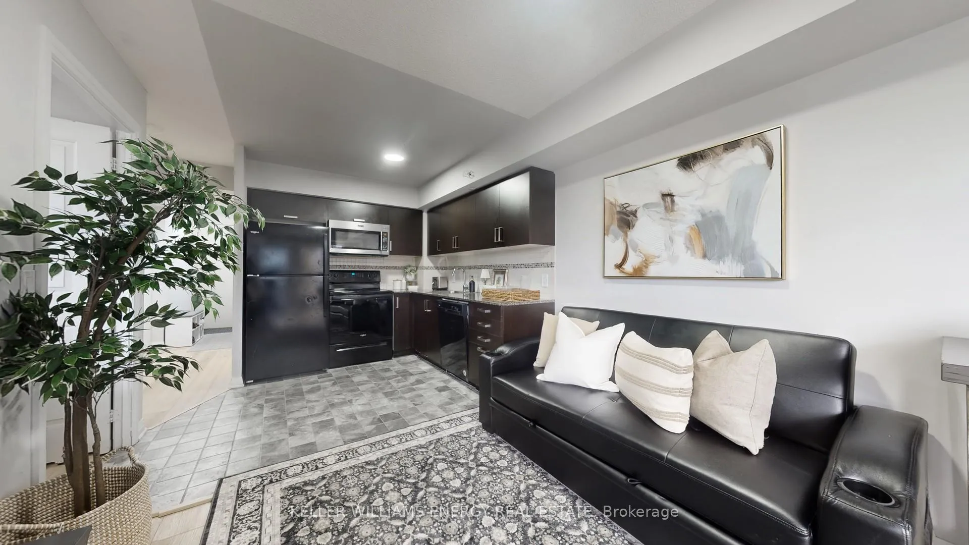 Front of Unit 617, 30 Meadowglen Place