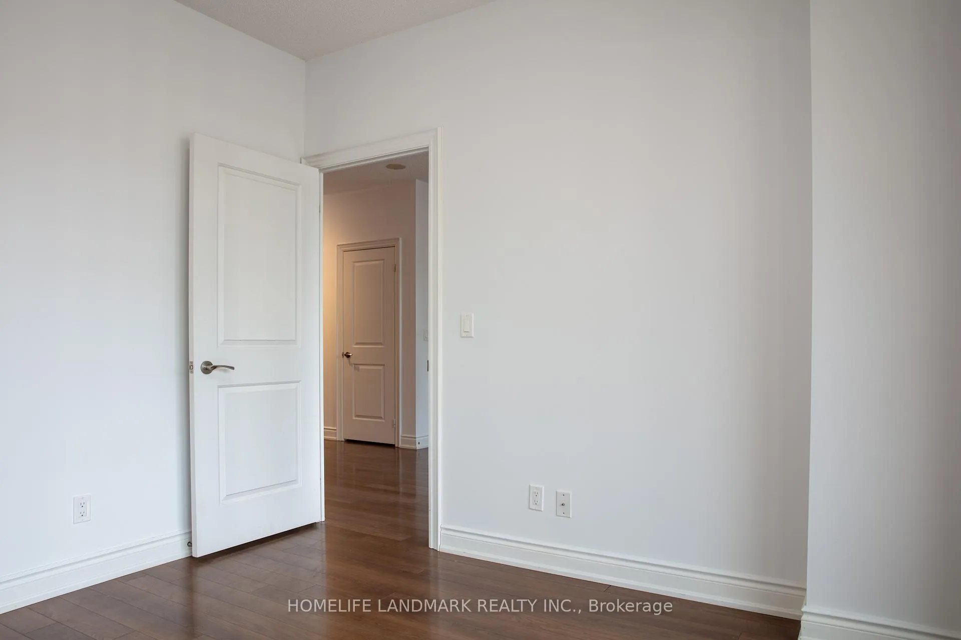 Photo 13 of Unit 716, 38 Cedarland Drive, Markham, Unionville — HOMEH