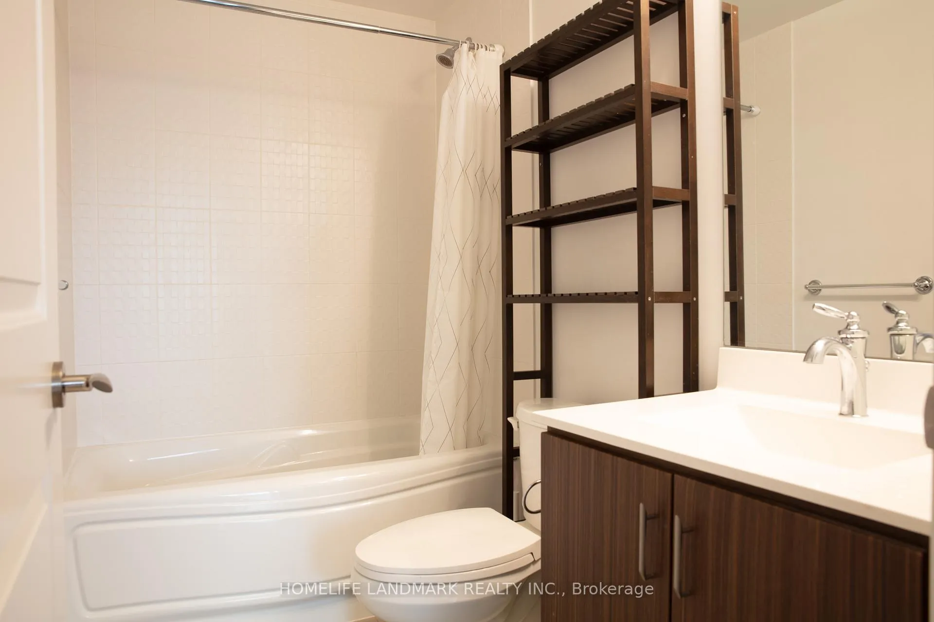 Photo 15 of Unit 716, 38 Cedarland Drive, Markham, Unionville — HOMEH