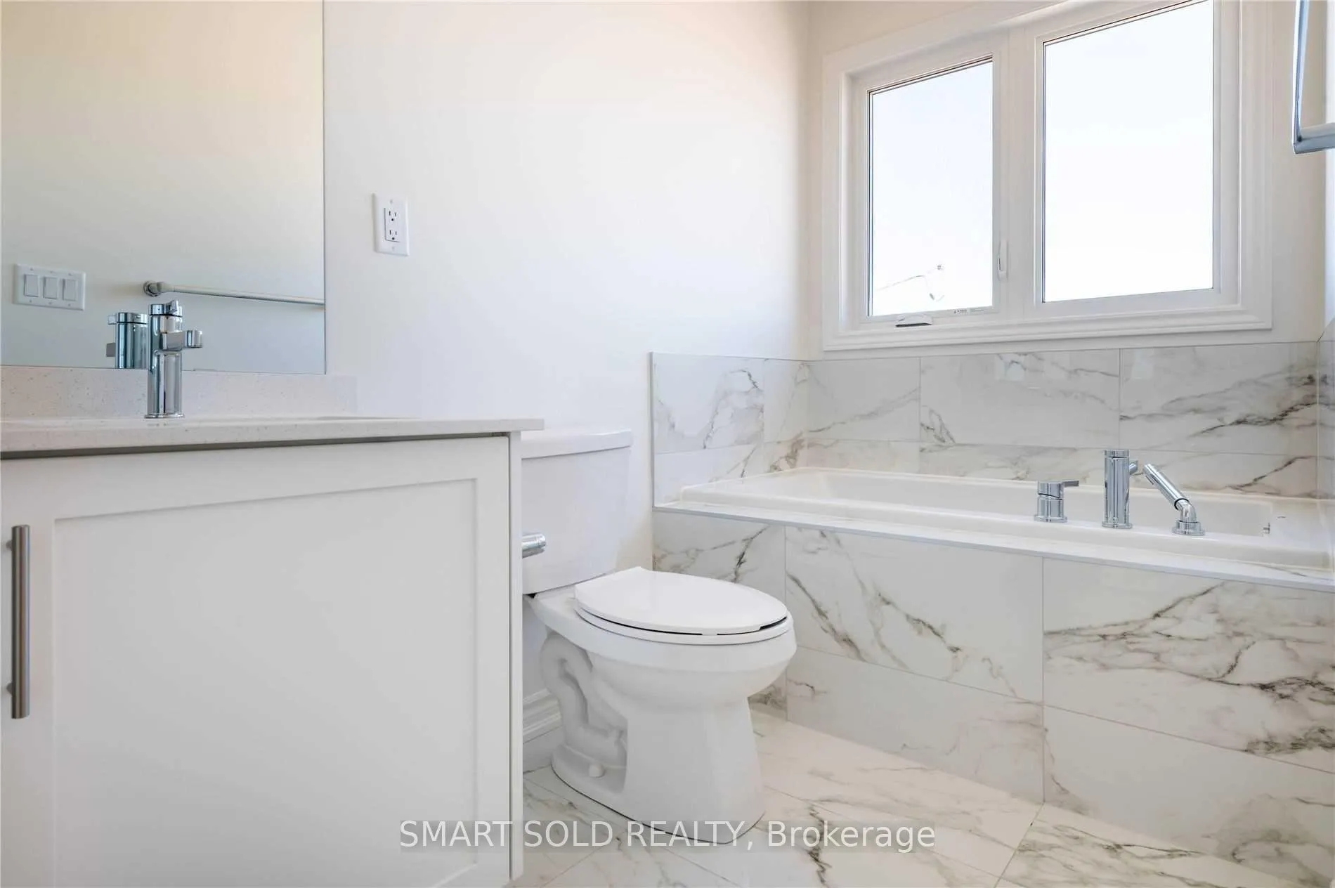 Photo 17 of 73 Greer Street, Barrie, Painswick South — HOMEH