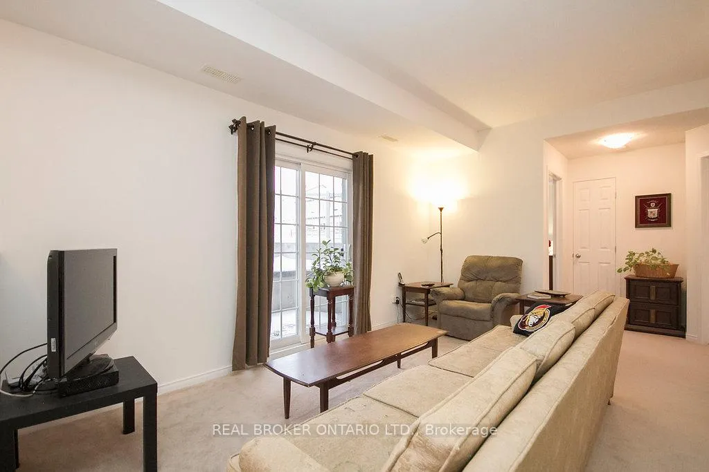 Photo 6 of Unit G, 101 Artesa Private, Ottawa, Kanata - Emerald Meadows/Trailwest — HOMEH