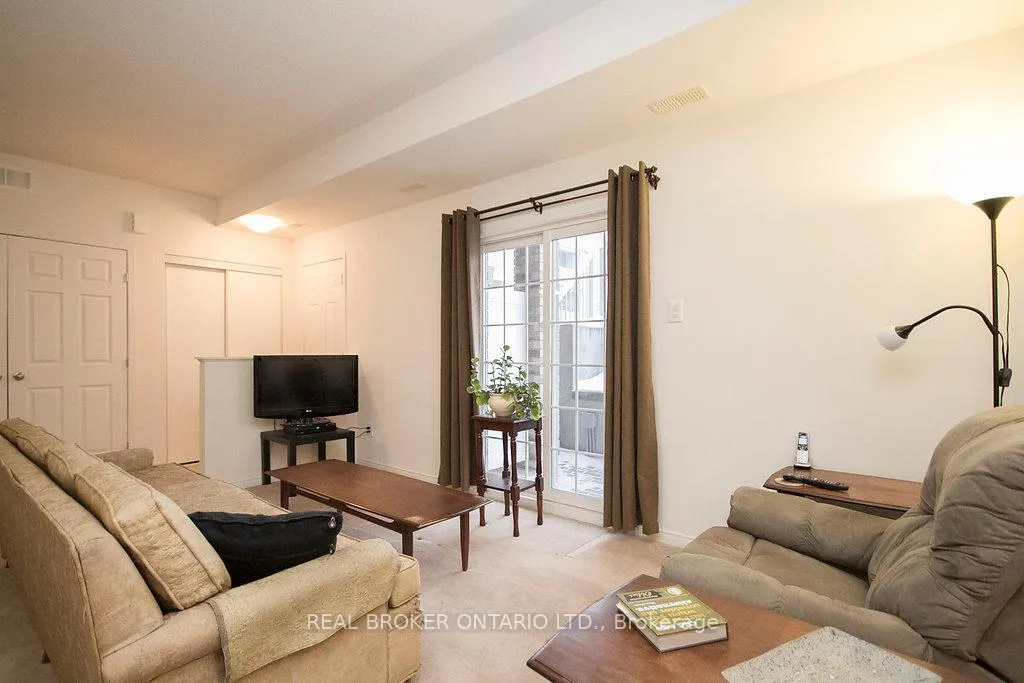 Photo 8 of Unit G, 101 Artesa Private, Ottawa, Kanata - Emerald Meadows/Trailwest — HOMEH