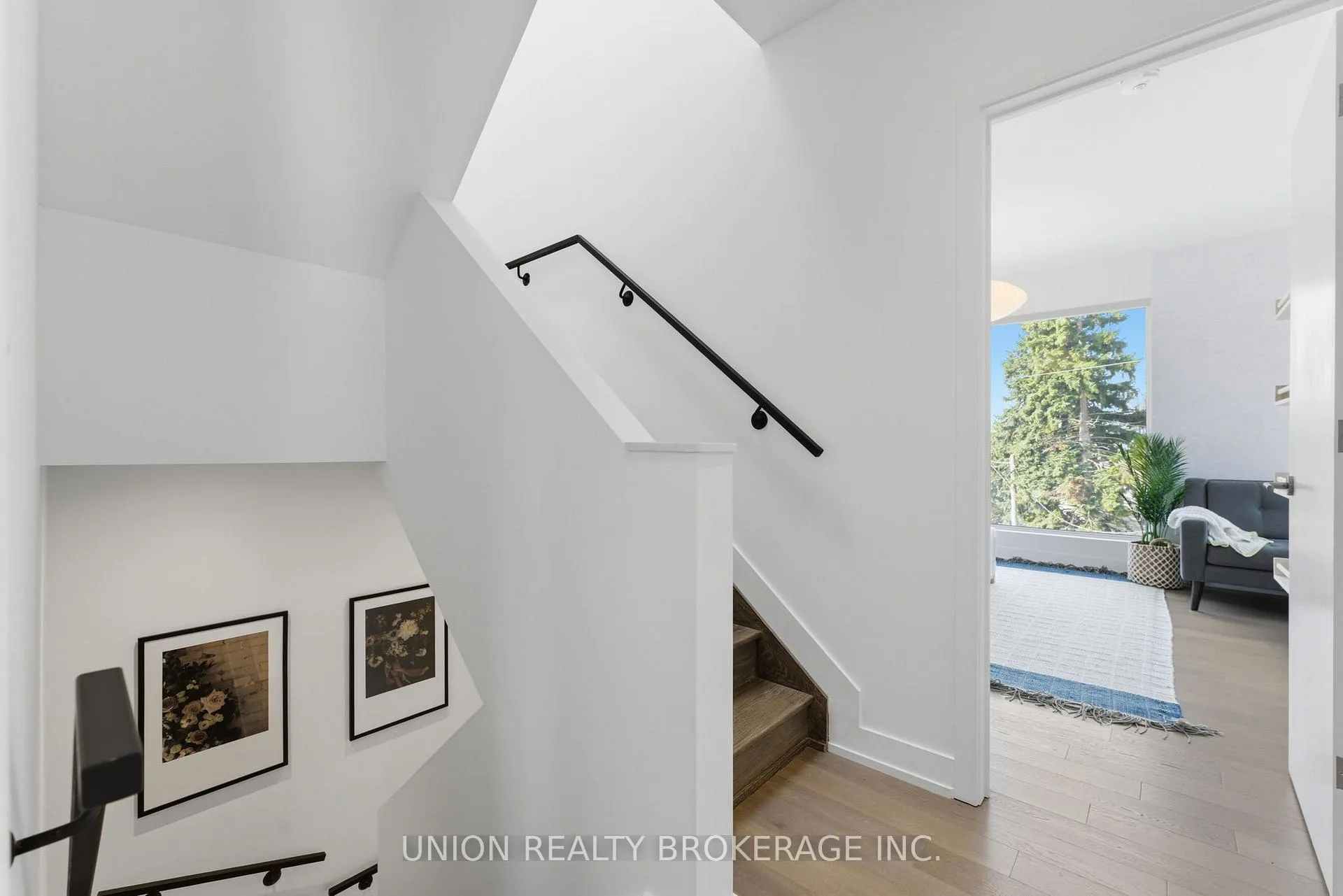Photo 23 of 3 Vince Avenue, Toronto, Woodbine Corridor — HOMEH