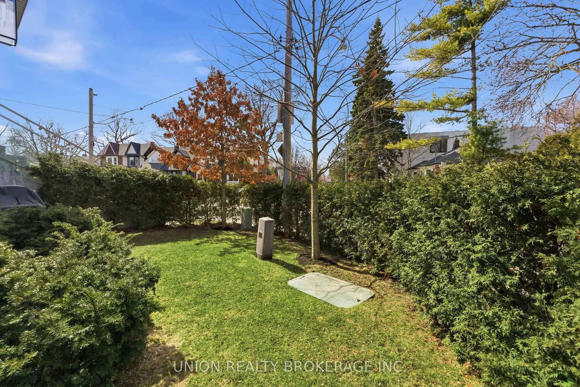 Photo 37 of 3 Vince Avenue, Toronto, Woodbine Corridor — HOMEH