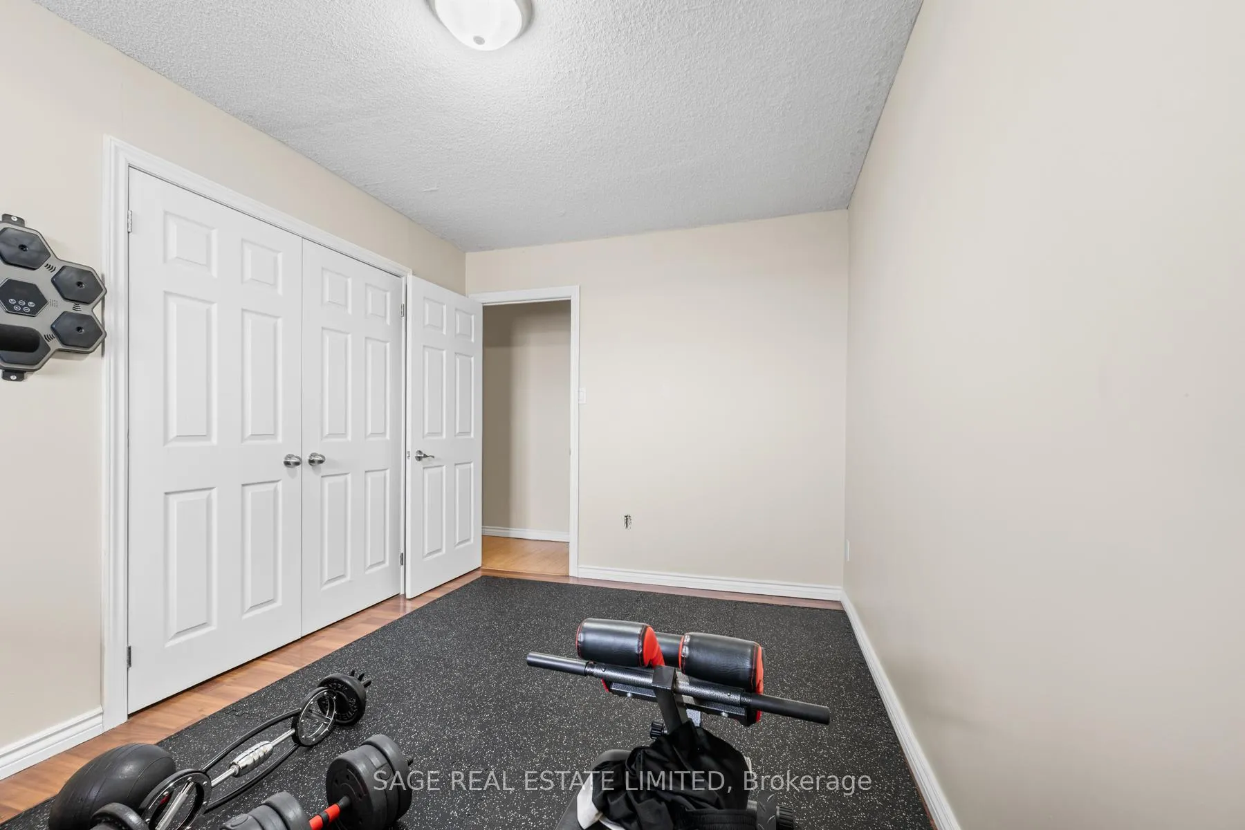 Photo 18 of Unit 802, 975 Warwick Court, Burlington, LaSalle — HOMEH