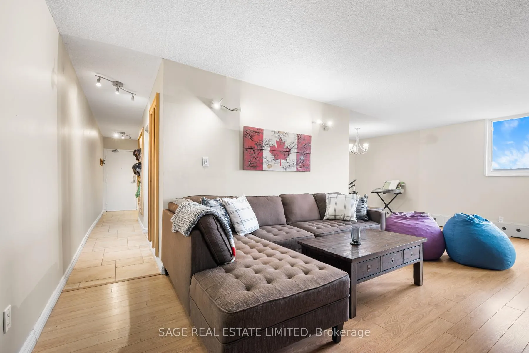 Photo 20 of Unit 802, 975 Warwick Court, Burlington, LaSalle — HOMEH