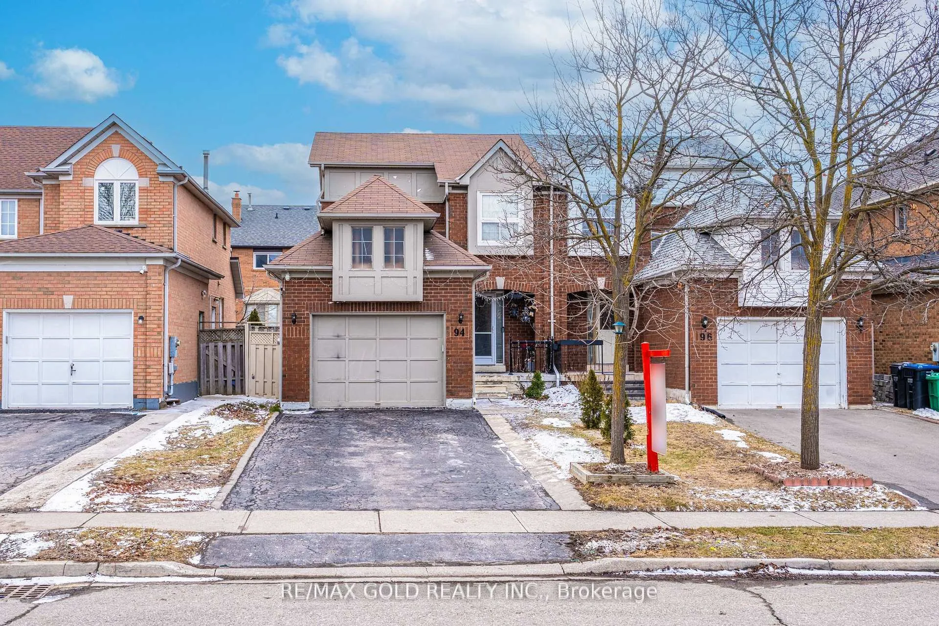 Front of 94 Bighorn Crescent