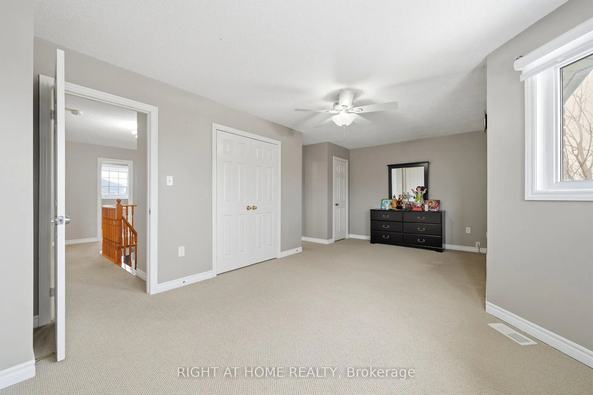 Photo 21 of 68 Kraus Road, Barrie, Edgehill Drive — HOMEH