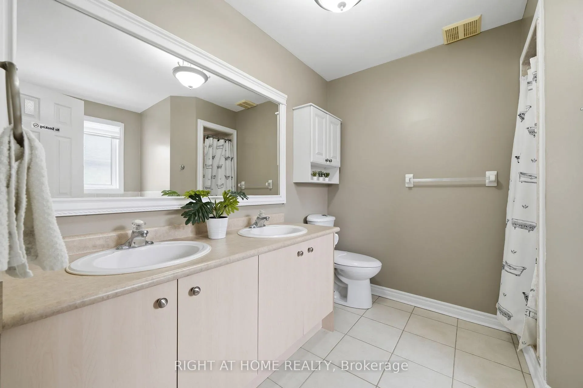 Photo 22 of 68 Kraus Road, Barrie, Edgehill Drive — HOMEH