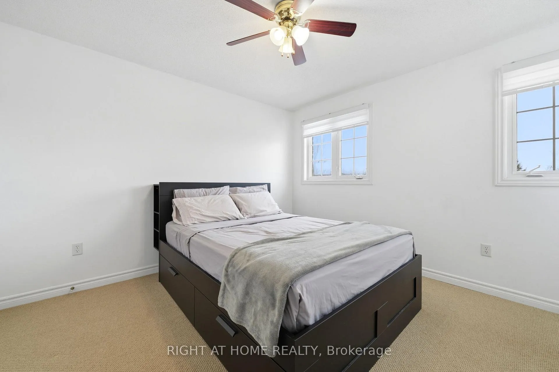 Photo 24 of 68 Kraus Road, Barrie, Edgehill Drive — HOMEH