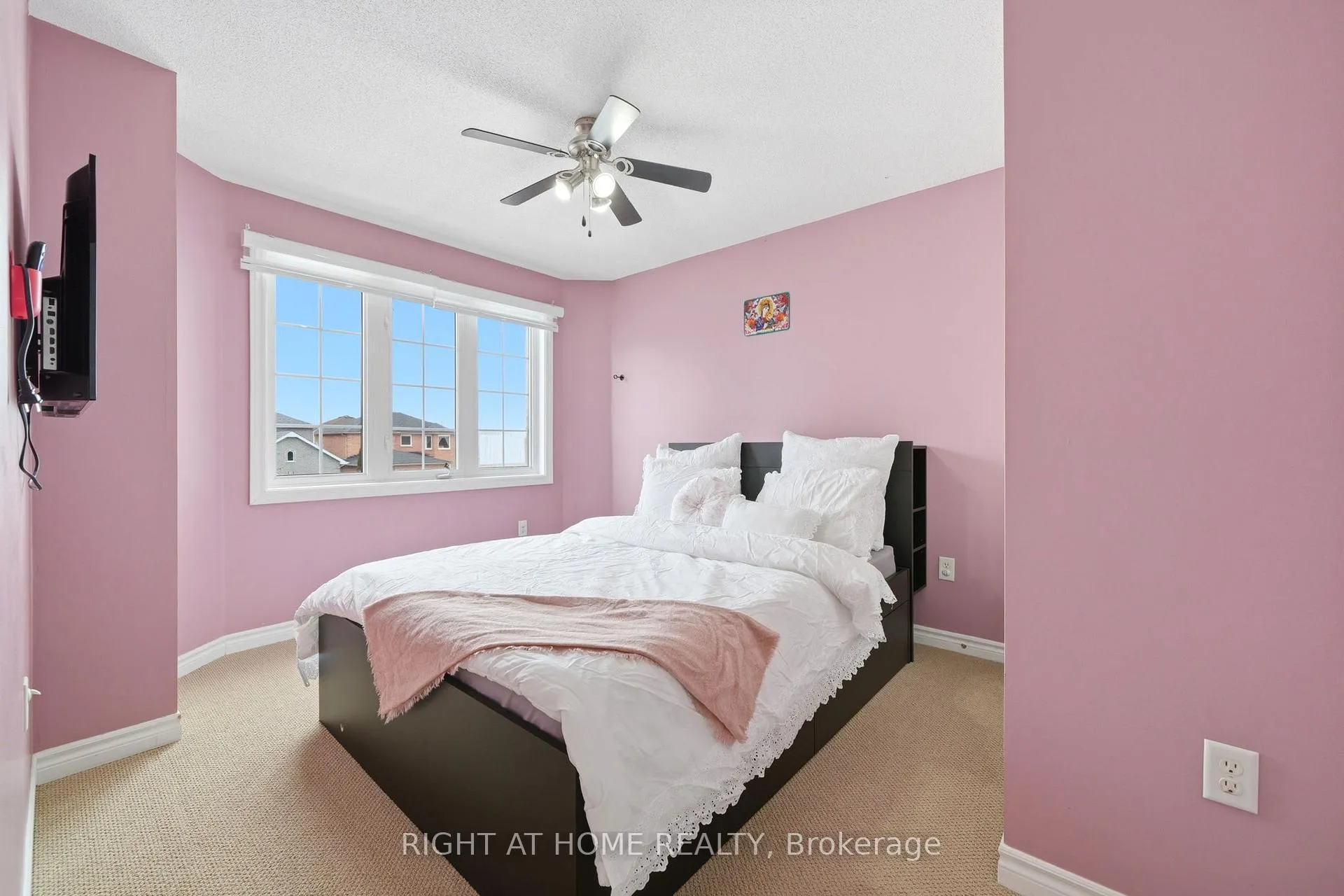 Photo 26 of 68 Kraus Road, Barrie, Edgehill Drive — HOMEH