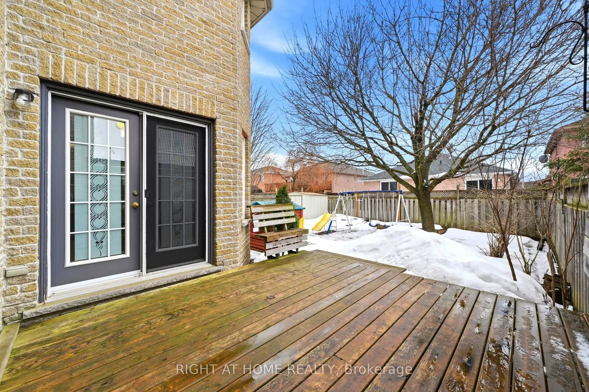 Photo 38 of 68 Kraus Road, Barrie, Edgehill Drive — HOMEH