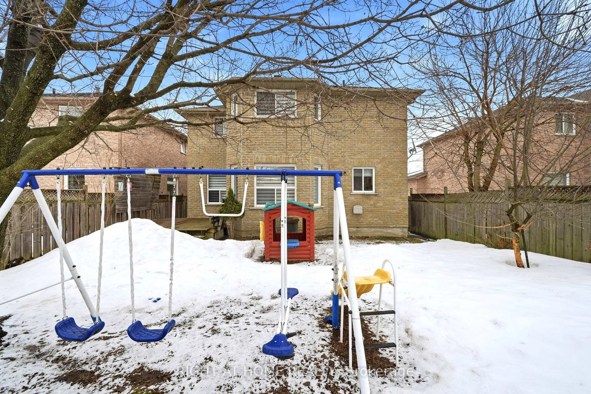 Photo 39 of 68 Kraus Road, Barrie, Edgehill Drive — HOMEH